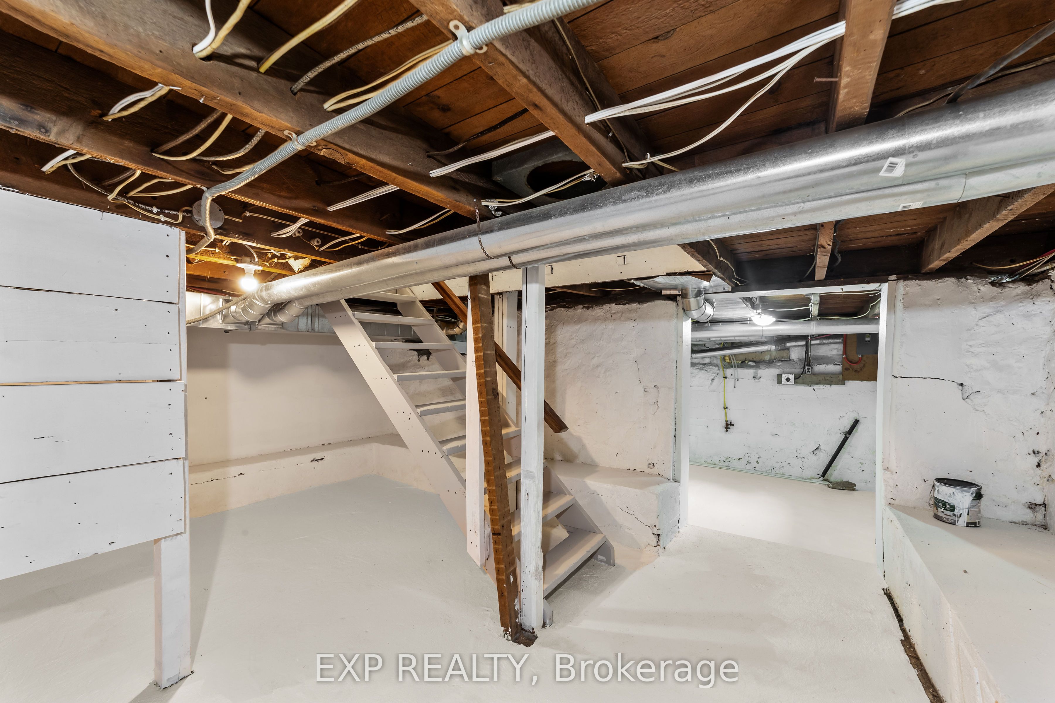 50 Fairview Avenue Property Photo 25