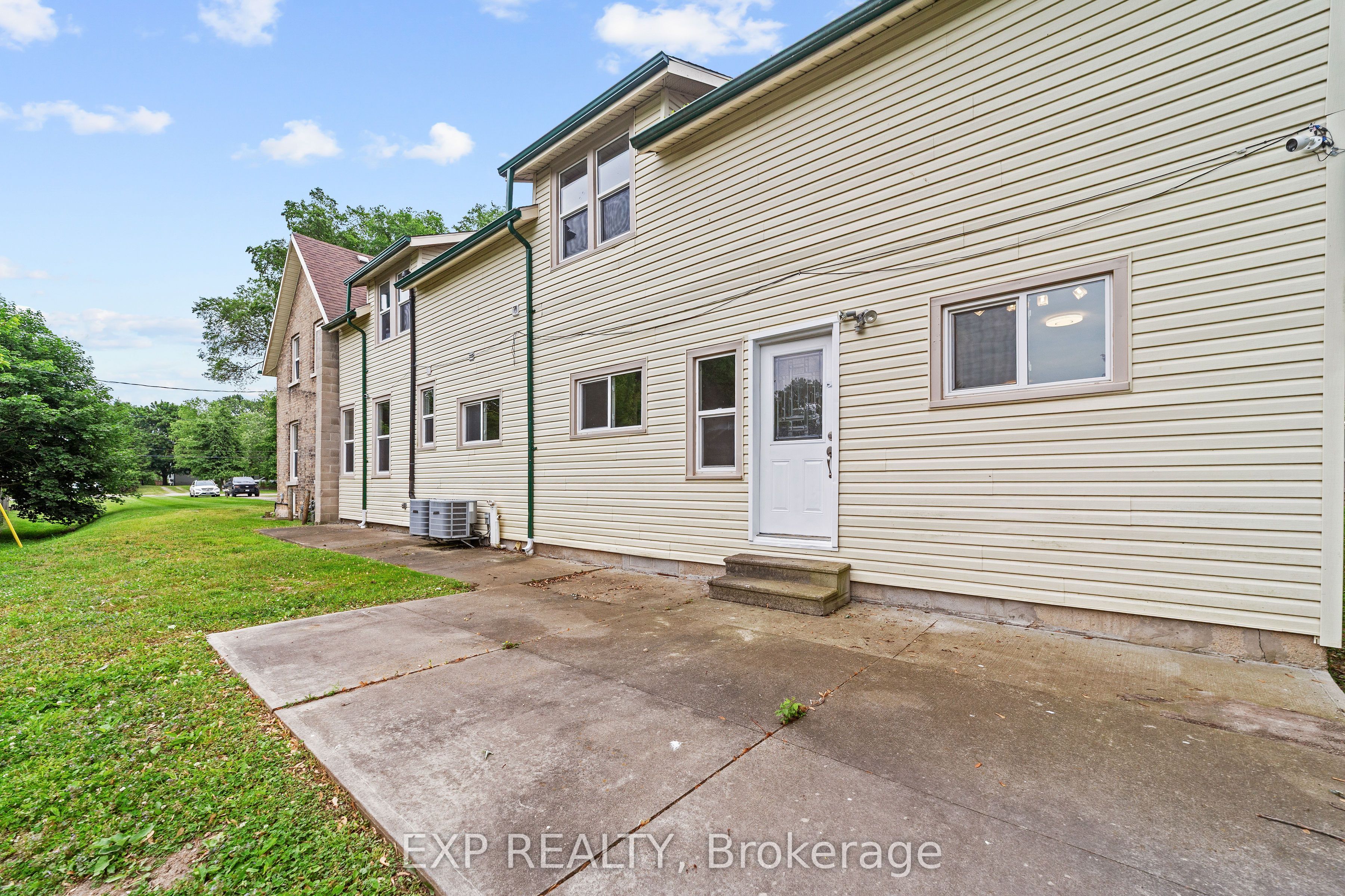 50 Fairview Avenue Property Photo 34
