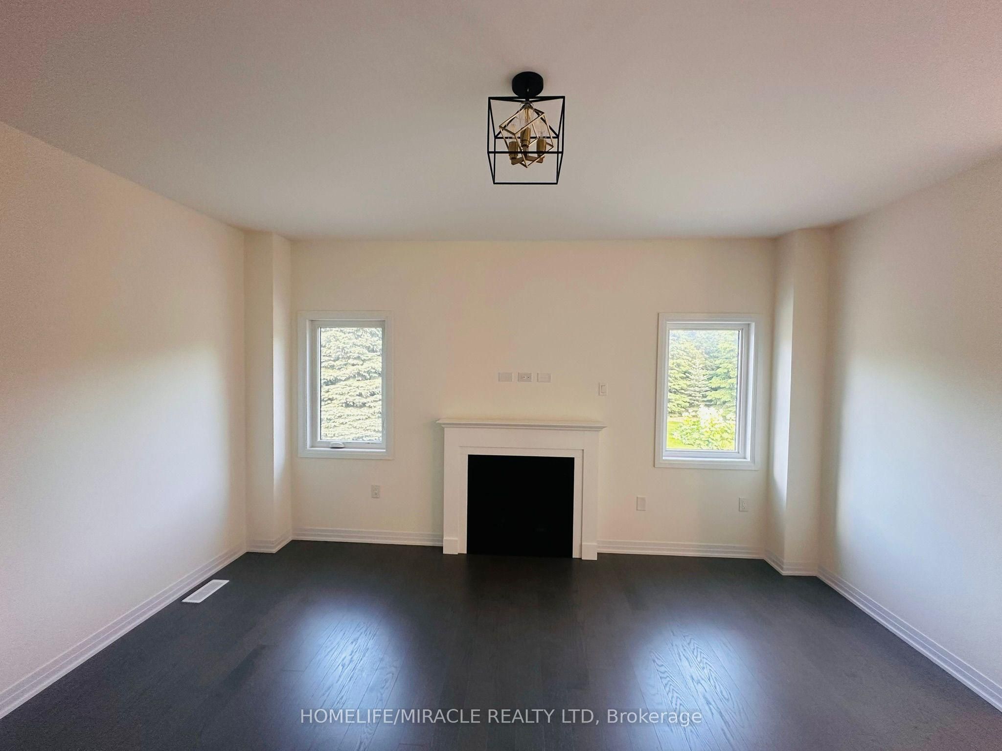 137 Dingman Street Property Photo 8