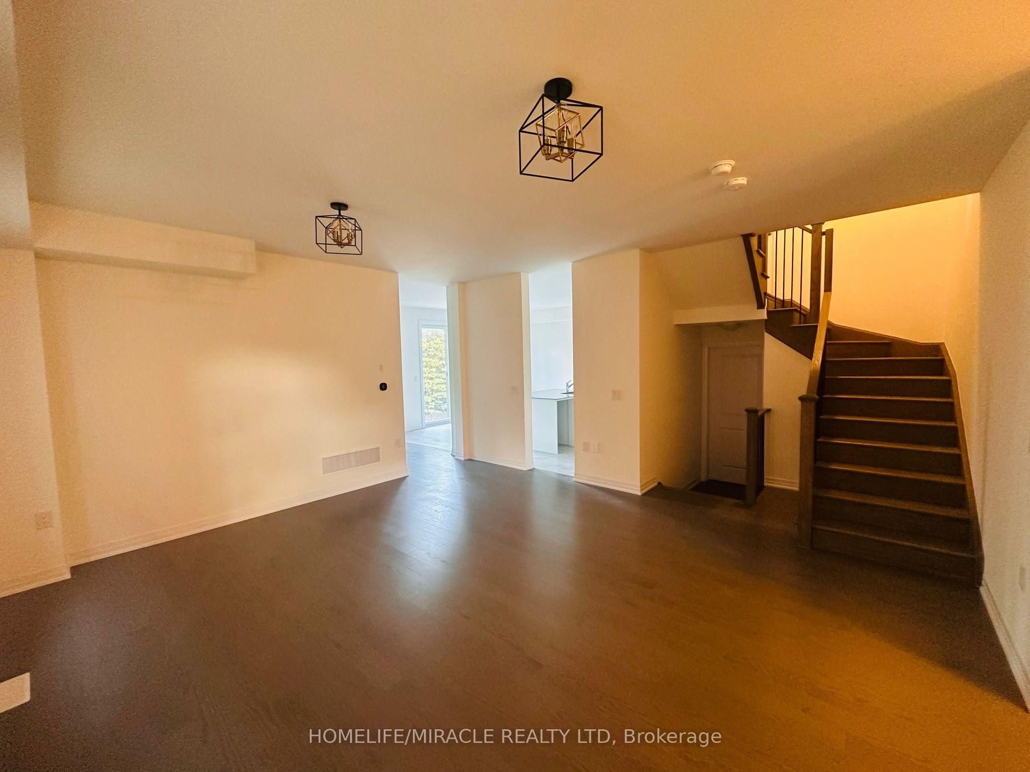 137 Dingman Street Property Photo 17