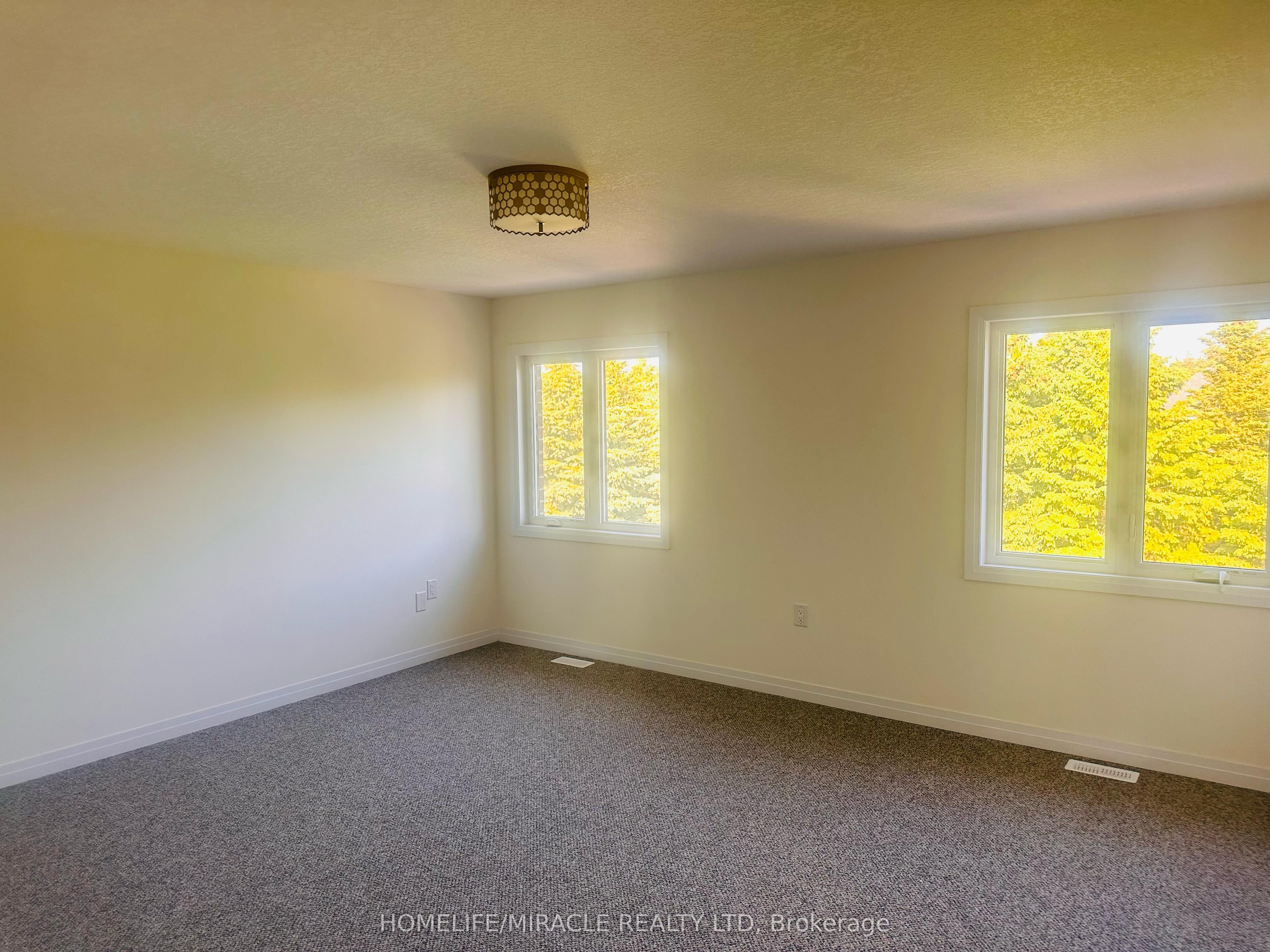 137 Dingman Street Property Photo 24