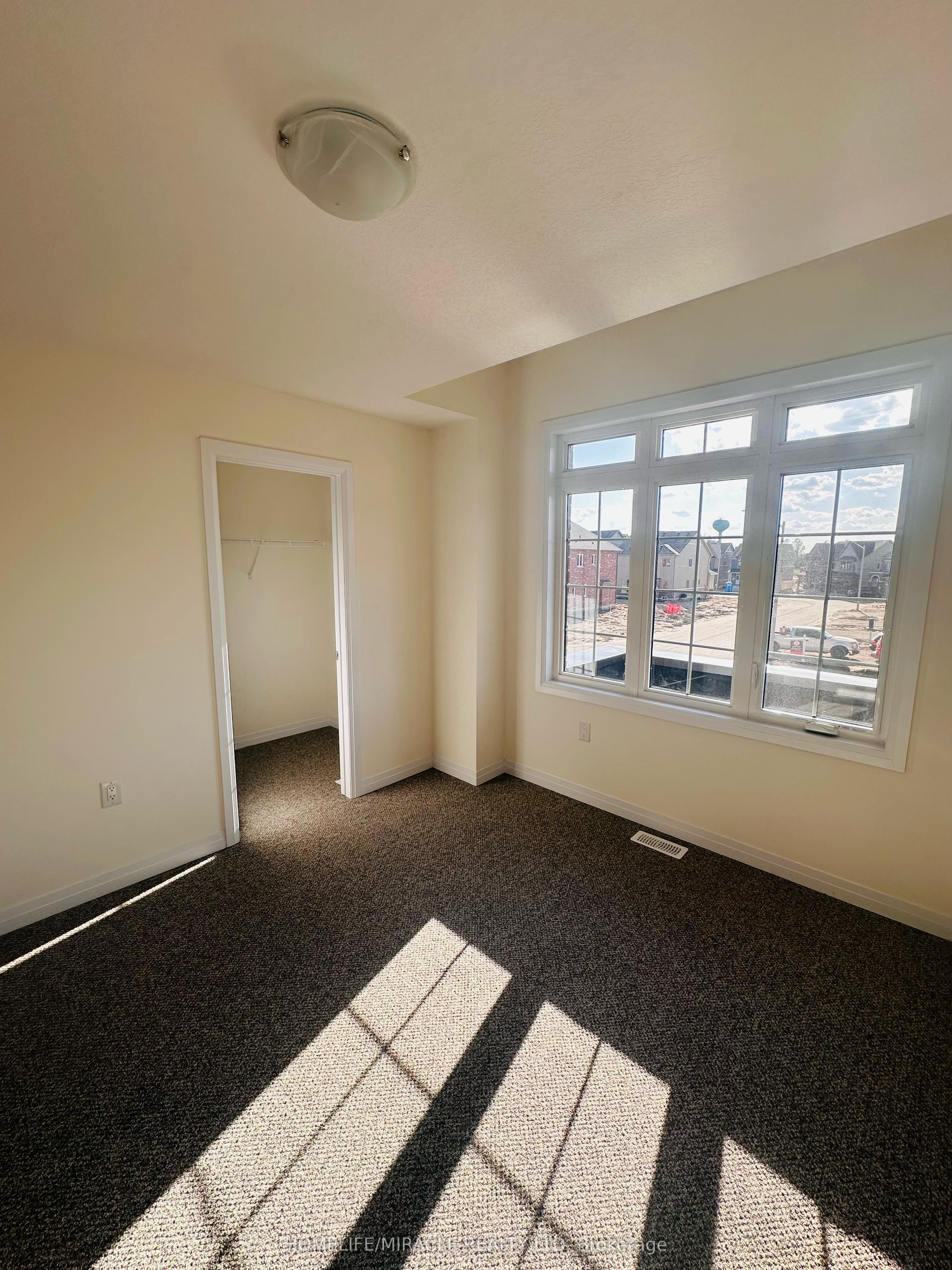 137 Dingman Street Property Photo 30