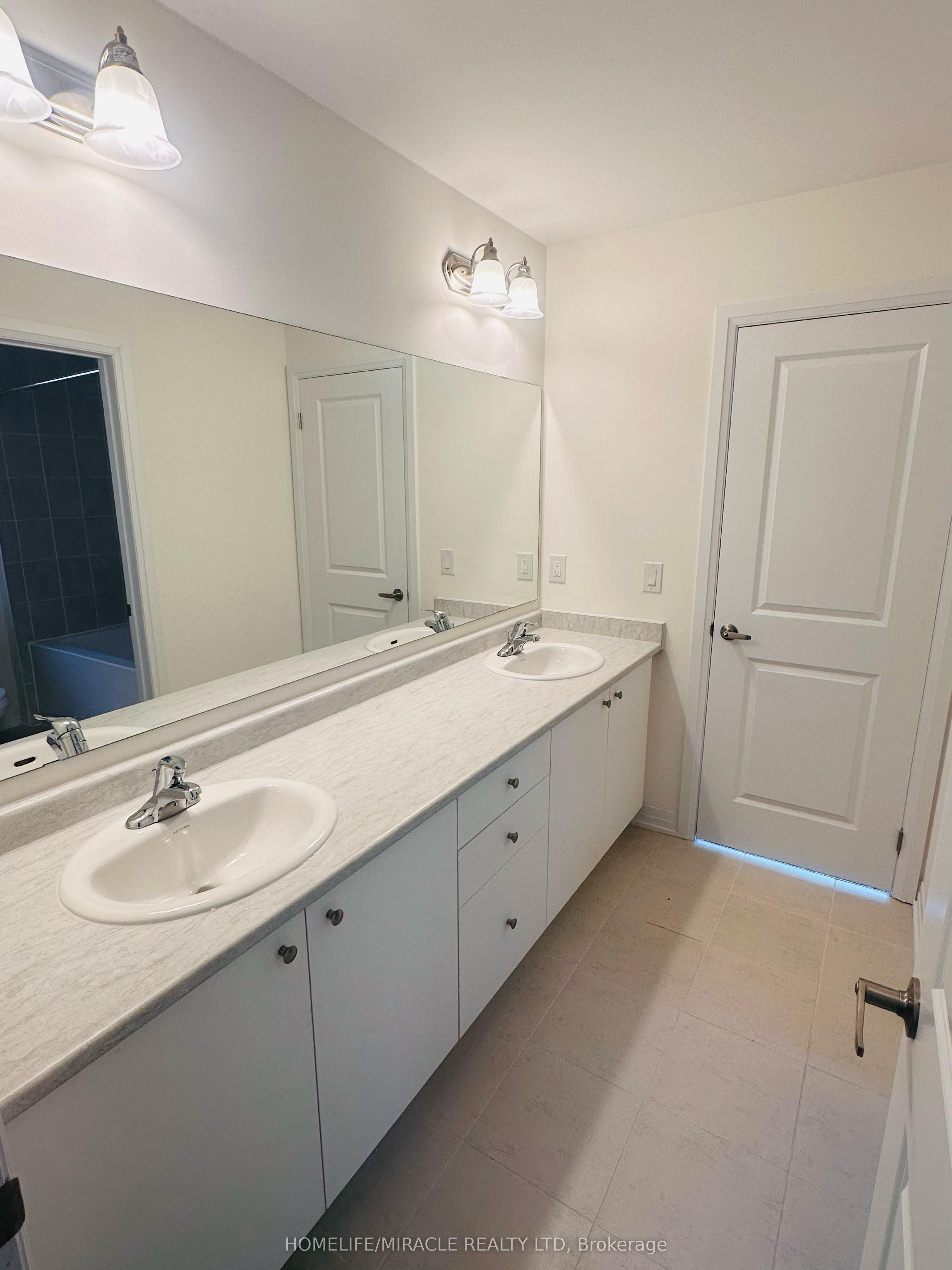 137 Dingman Street Property Photo 35