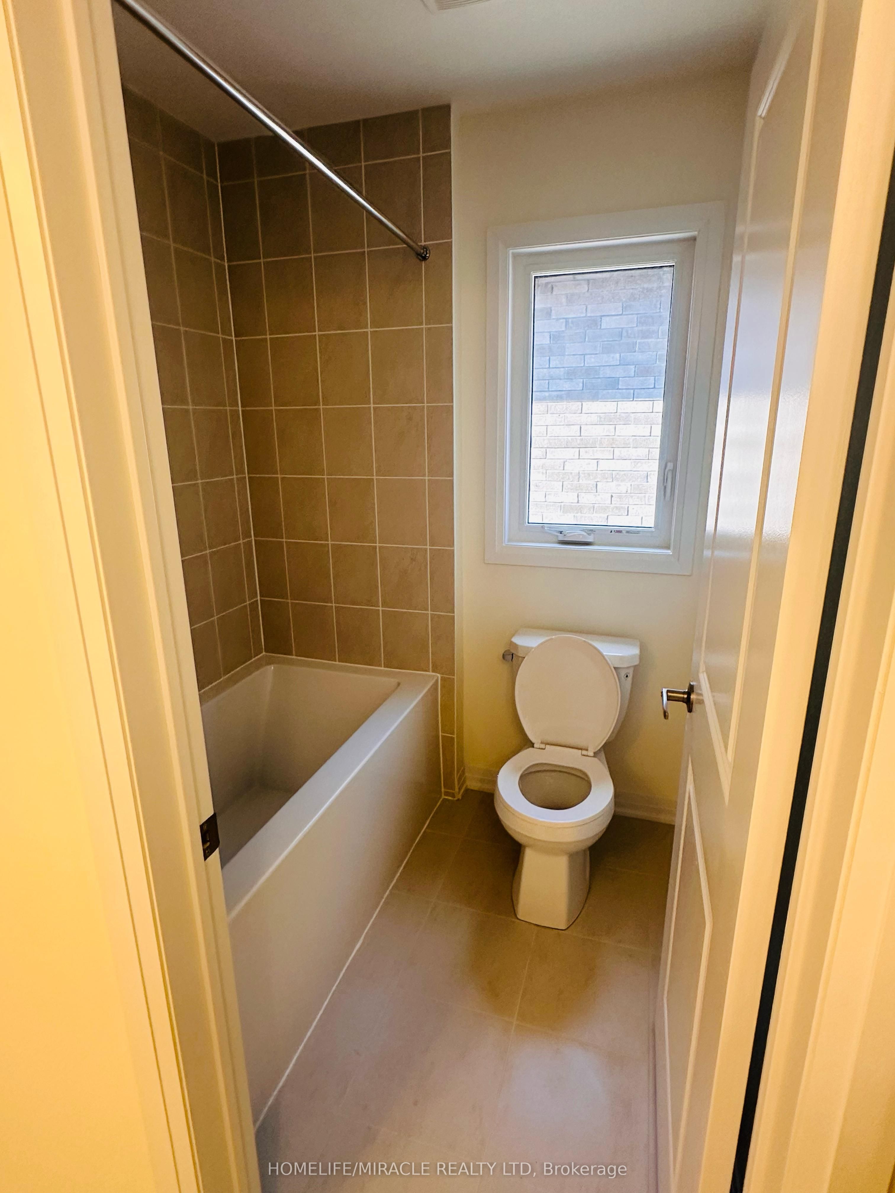 137 Dingman Street Property Photo 37