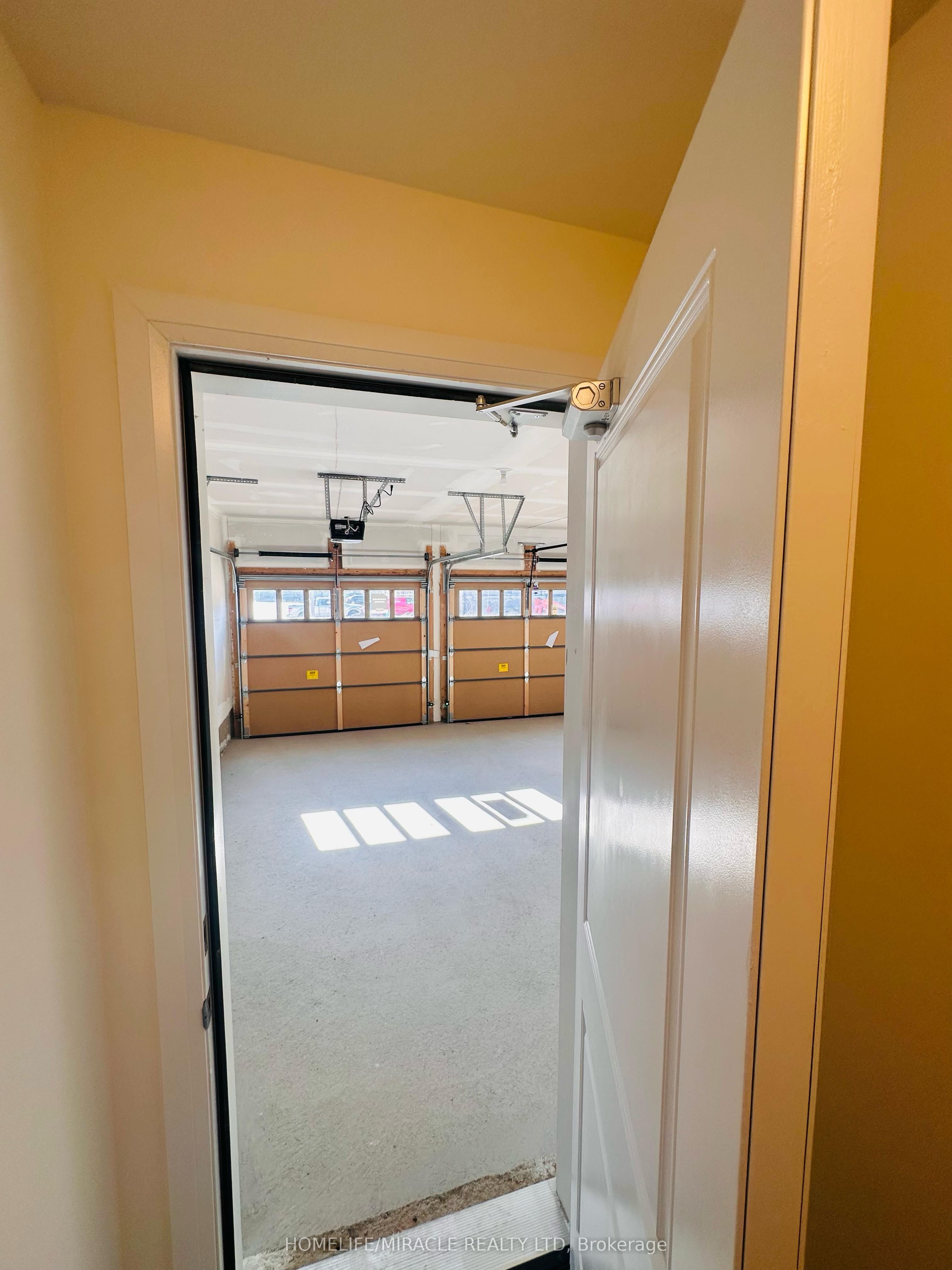 137 Dingman Street Property Photo 38