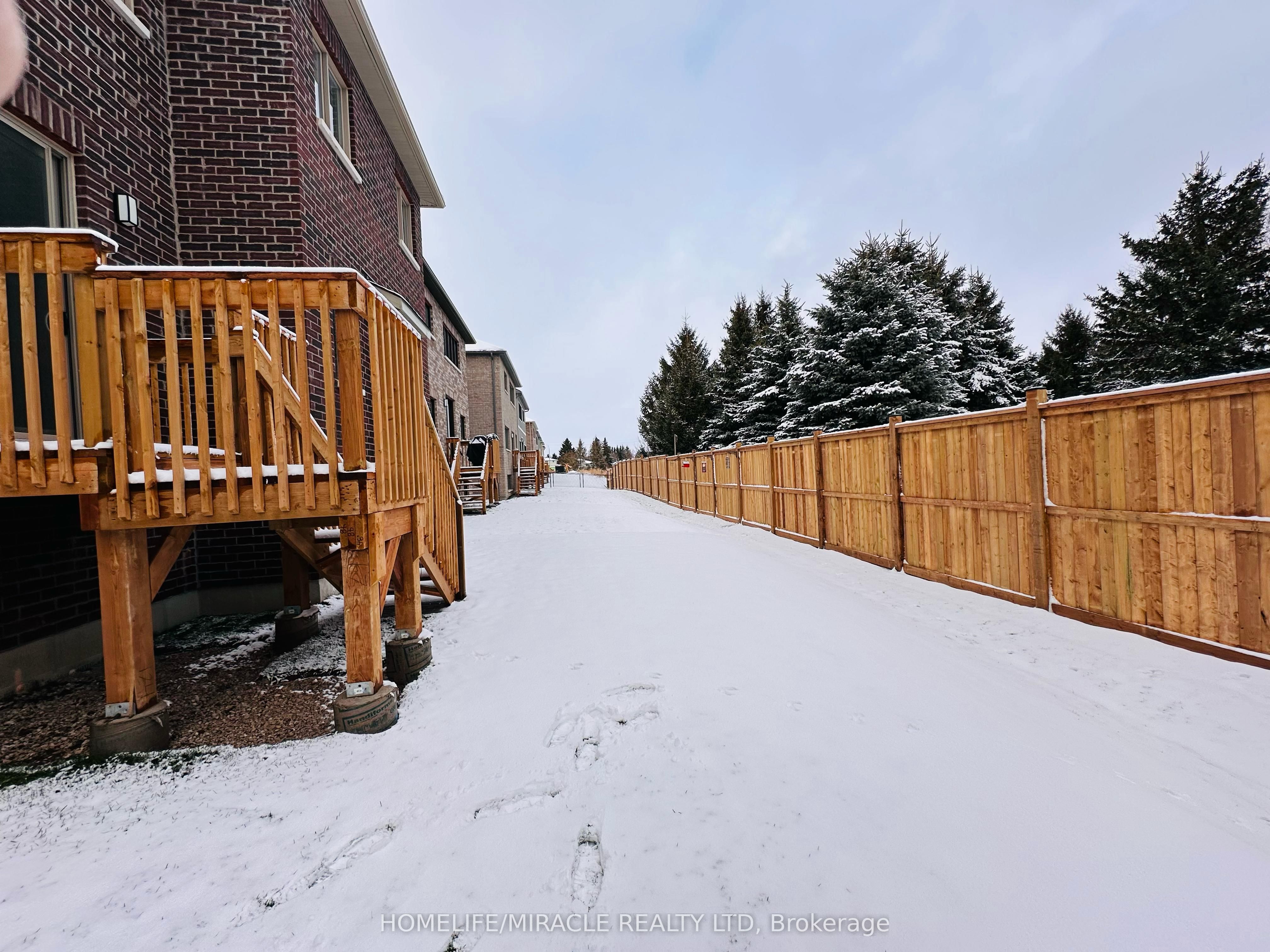 137 Dingman Street Property Photo 40