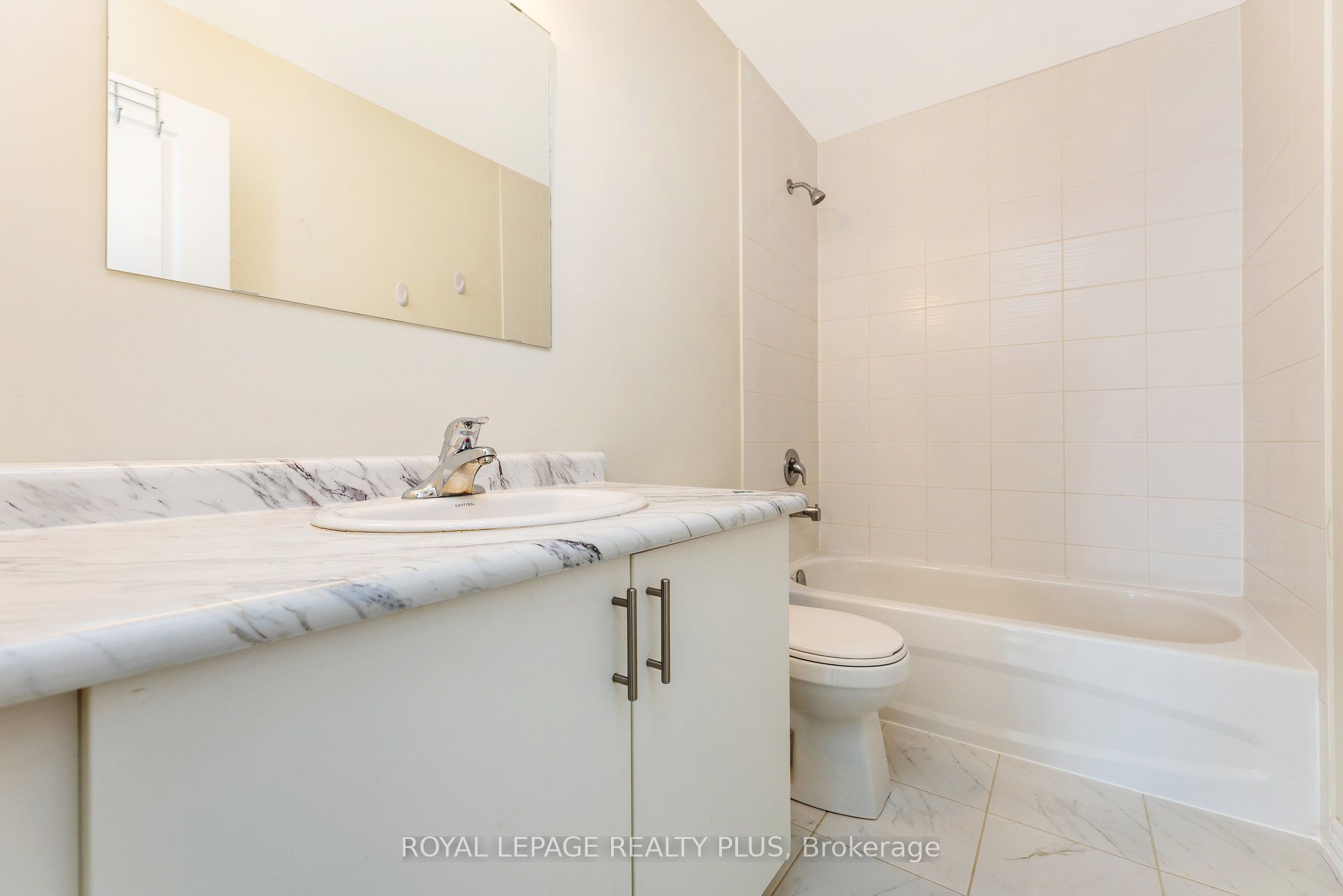 88 Decorso Drive 22 Property Photo 30