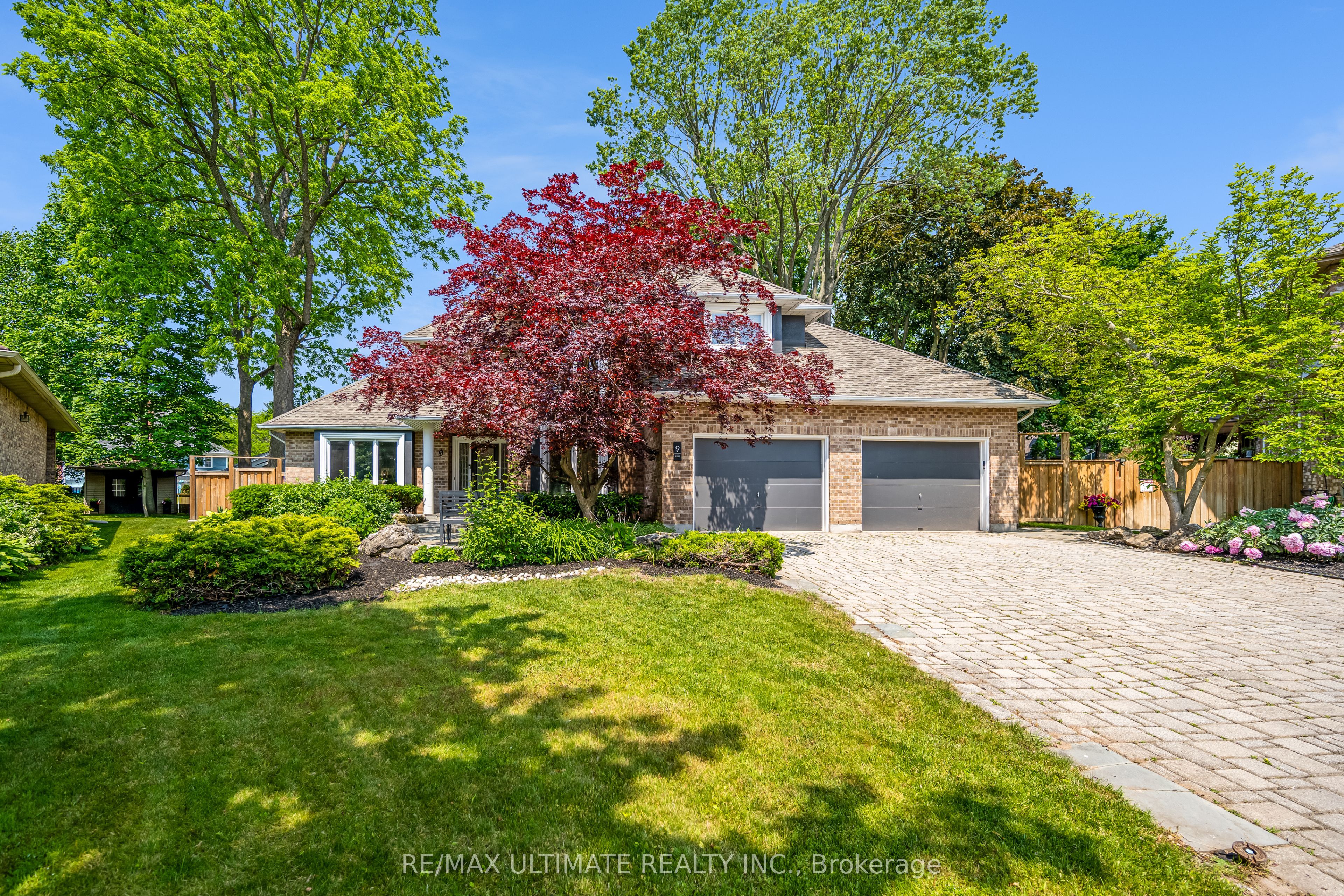 9 Karen Court Property Photo 1