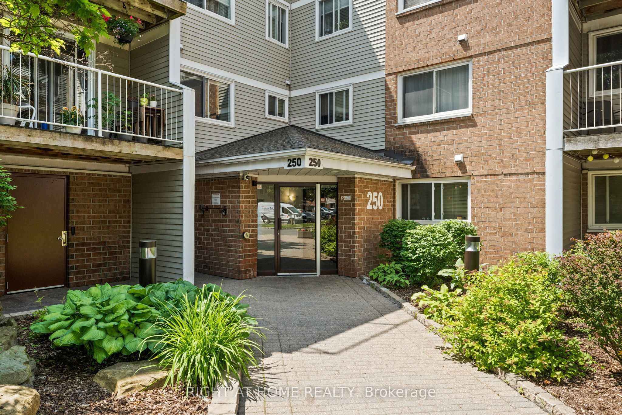 #207 - 250 Brittany Drive Property Photo 1