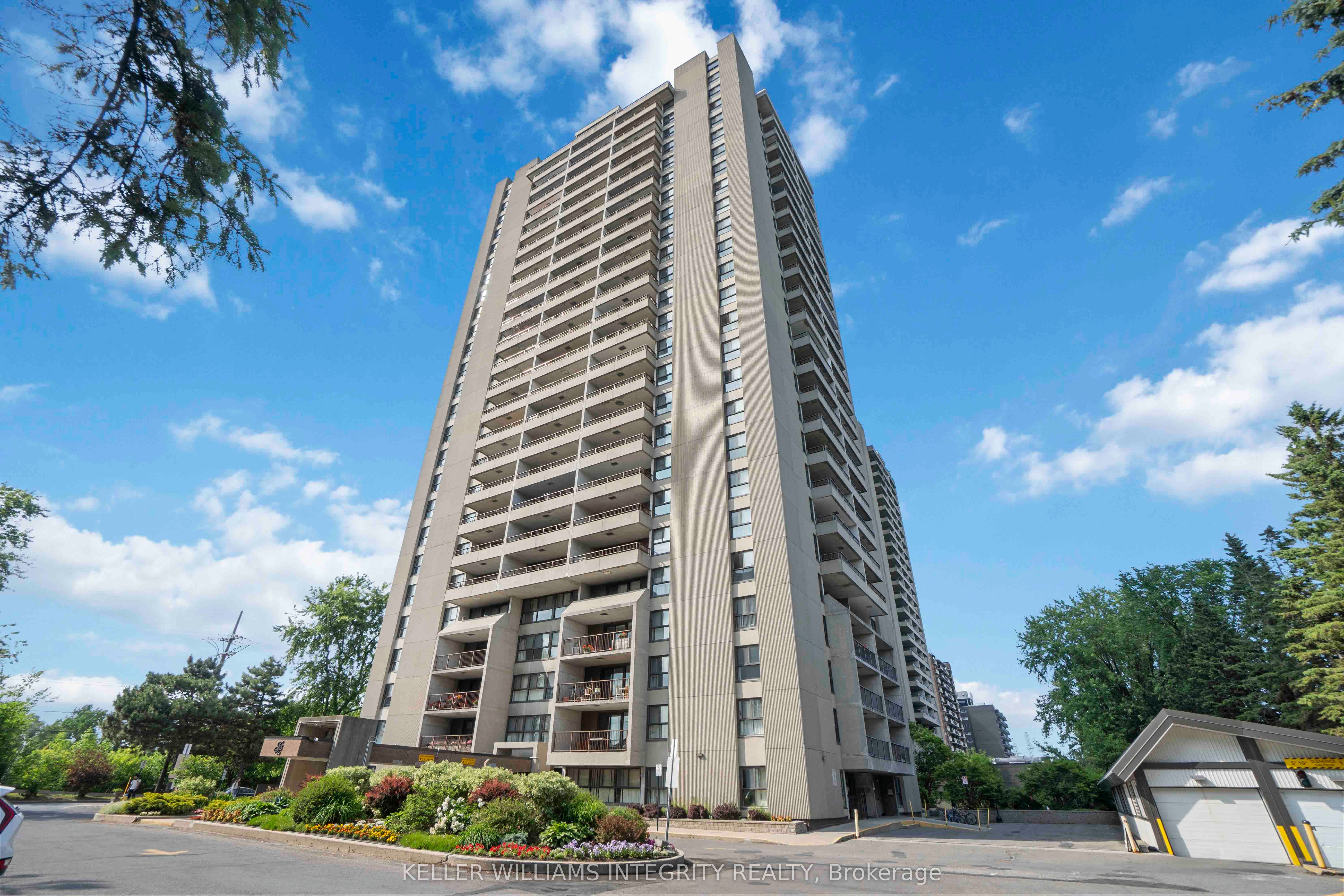 #1003 - 1785 Frobisher Lane Property Photo 1