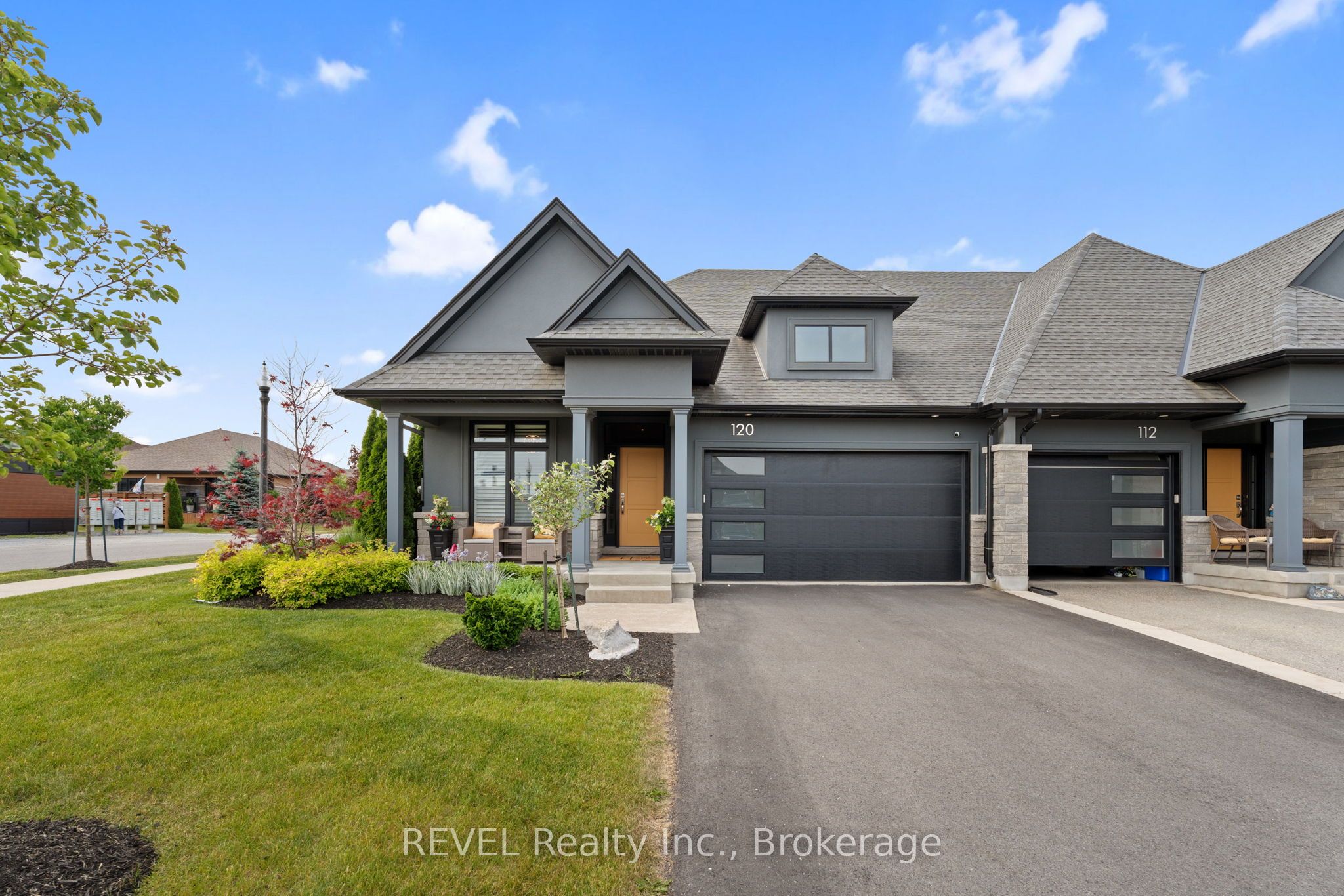 120 Carrick Trail Property Photo 1