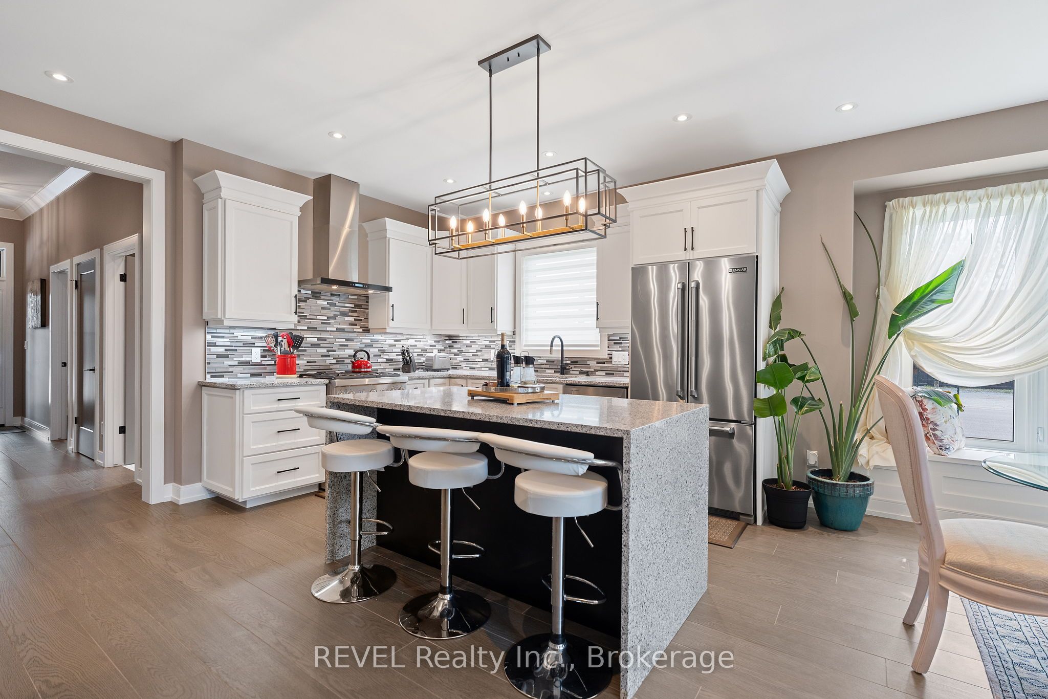 120 Carrick Trail Property Photo 8