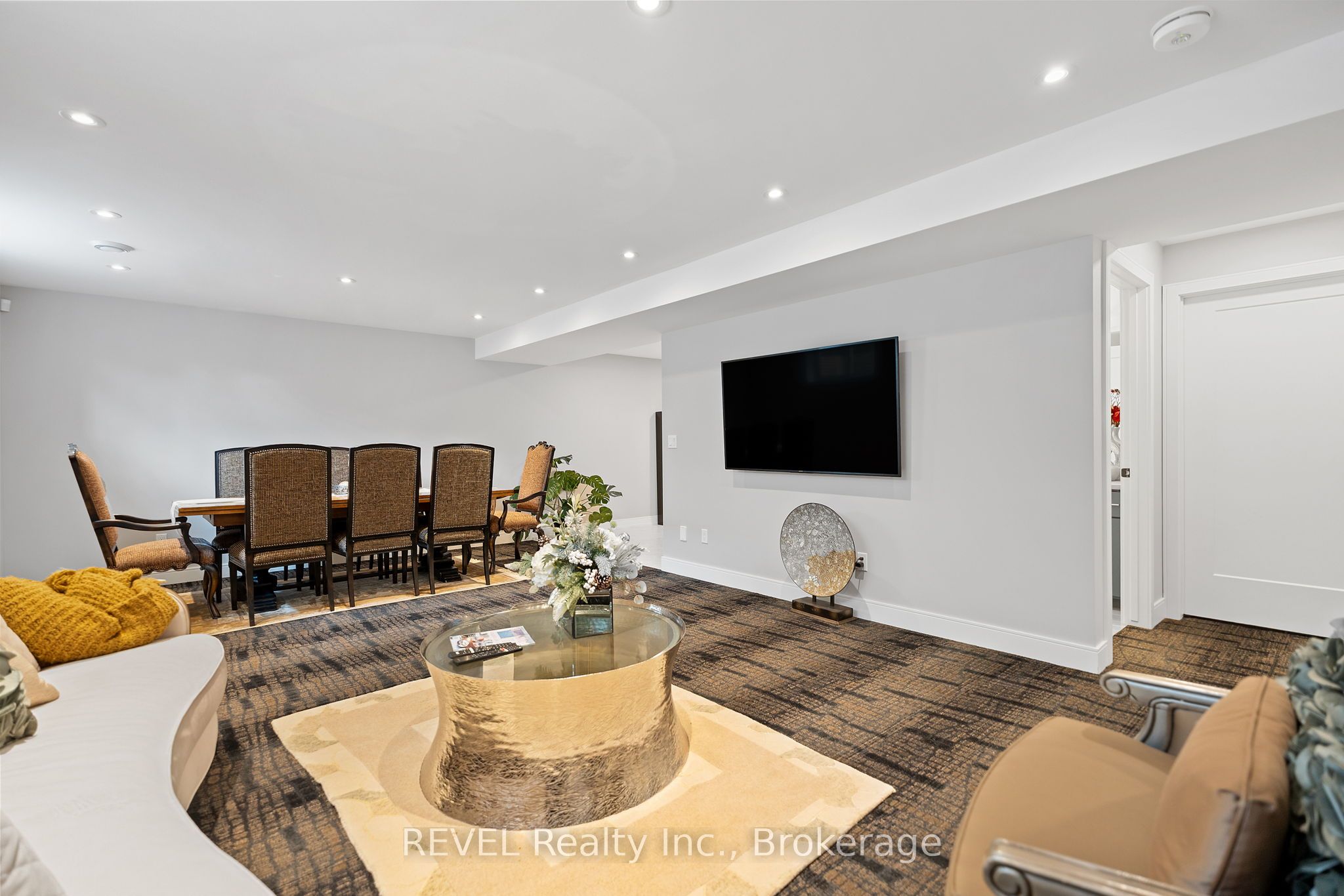 120 Carrick Trail Property Photo 28