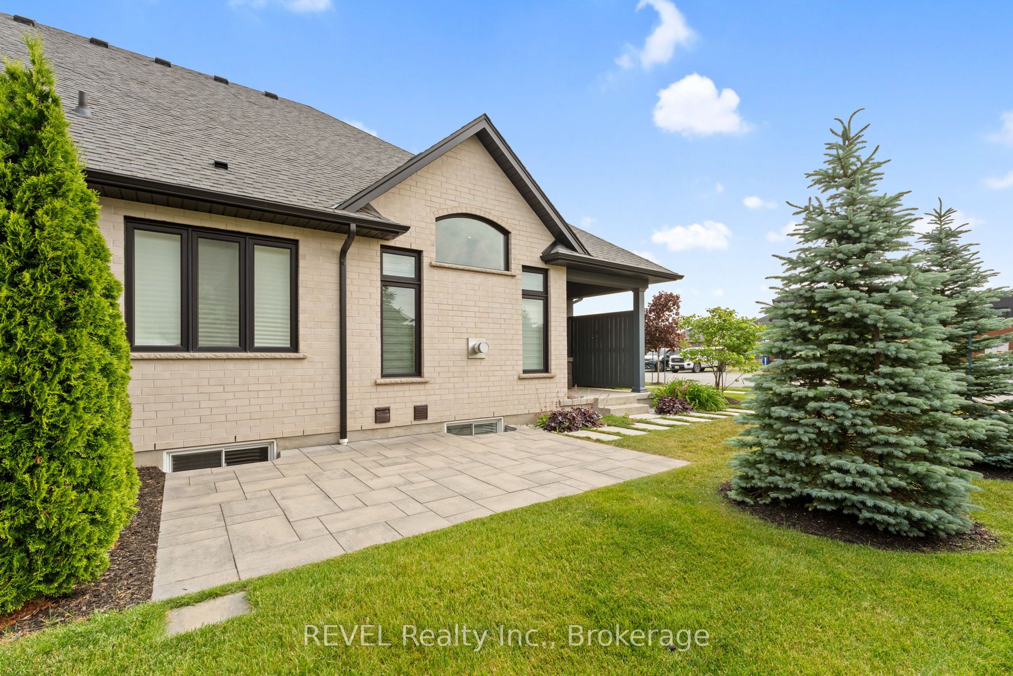 120 Carrick Trail Property Photo 35