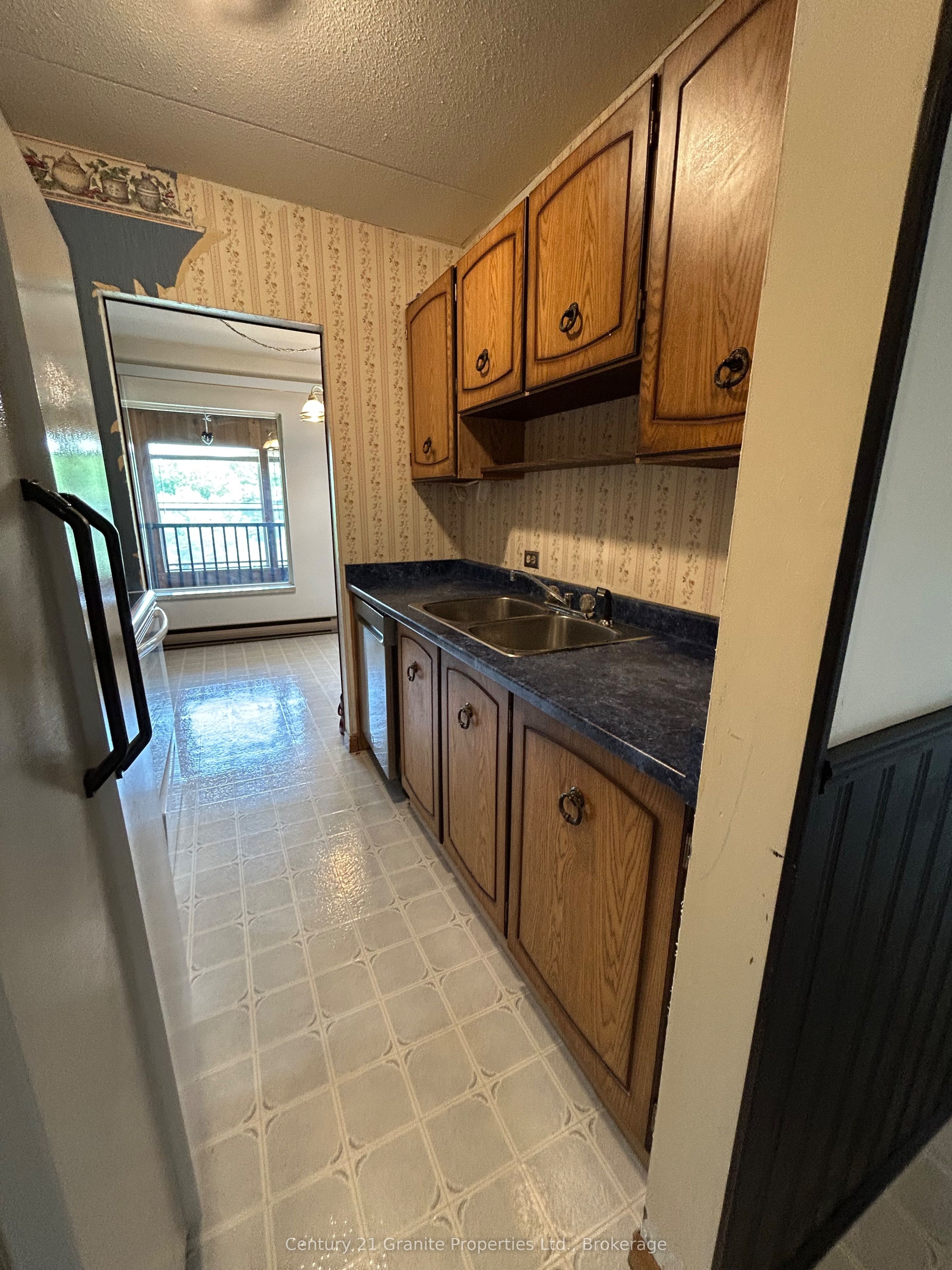 #306 - 200 Beaconview Heights Property Photo 12