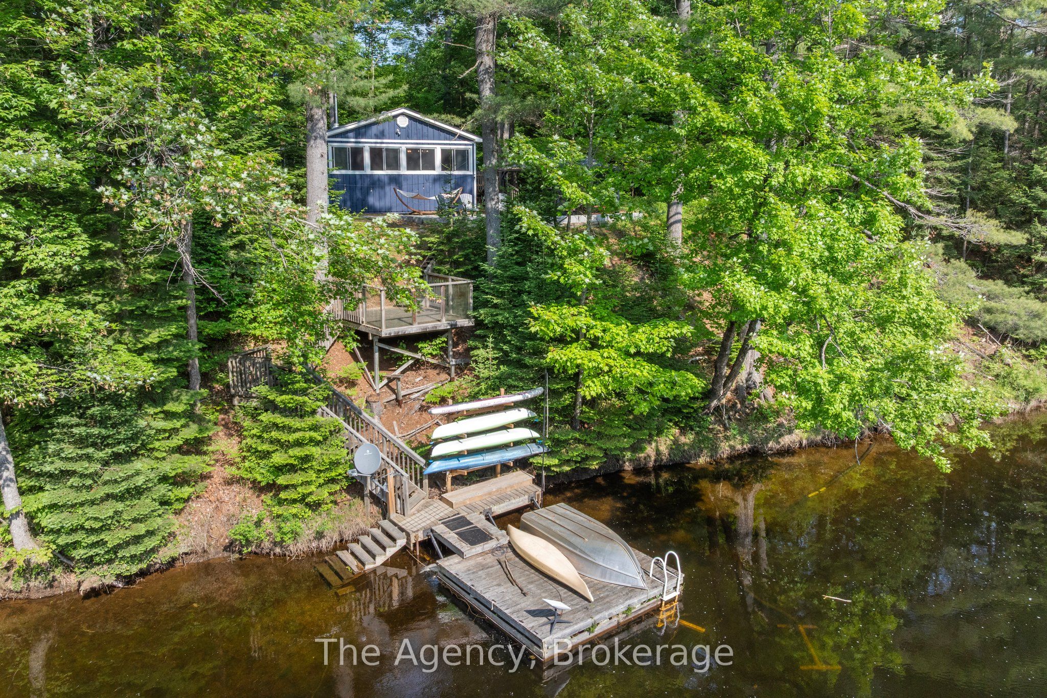 1333 Sherwood Forest Road Property Photo 2