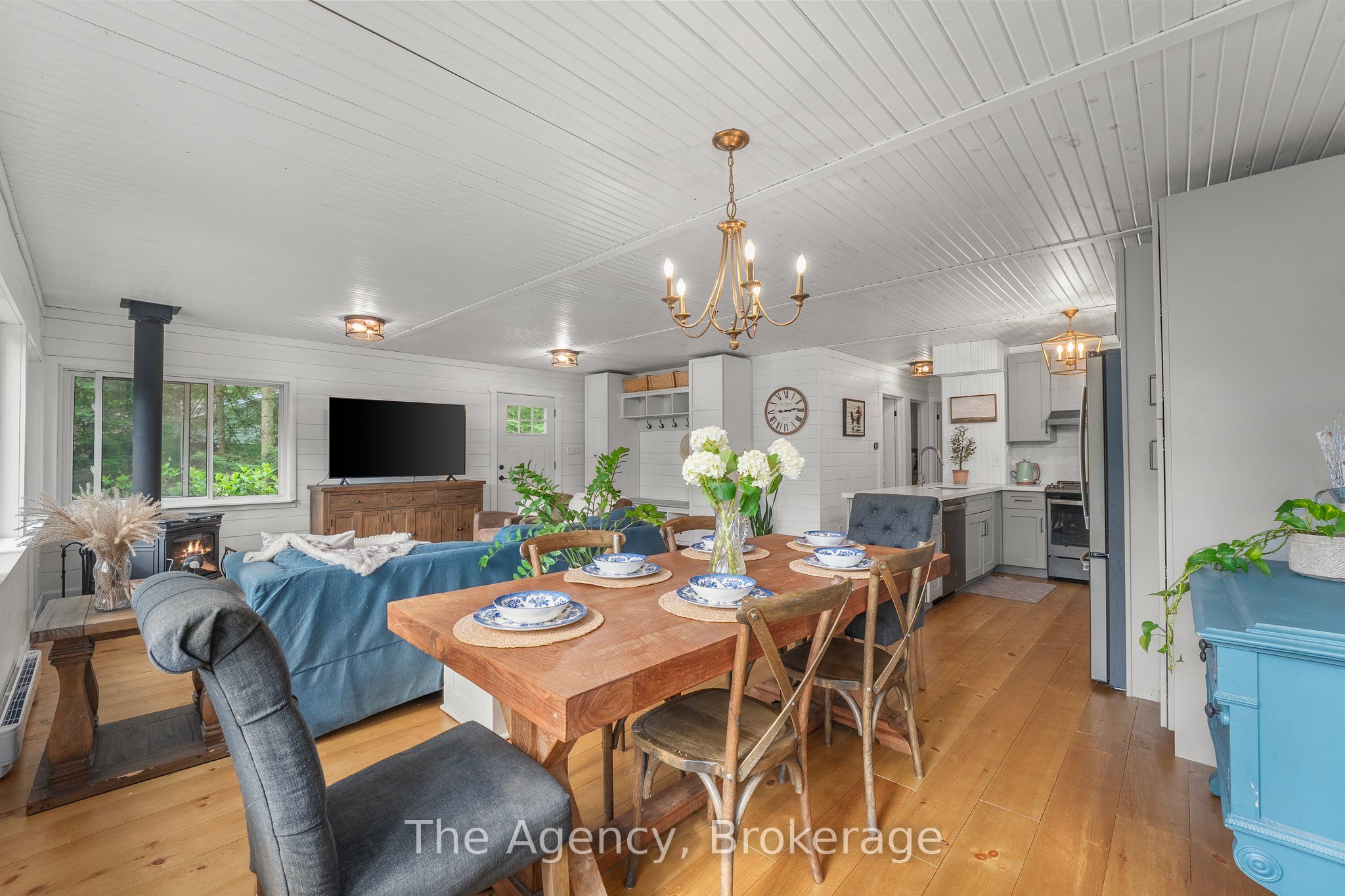 1333 Sherwood Forest Road Property Photo 10