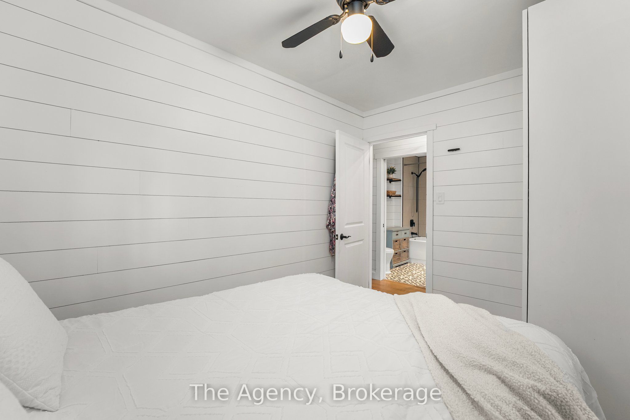 1333 Sherwood Forest Road Property Photo 14