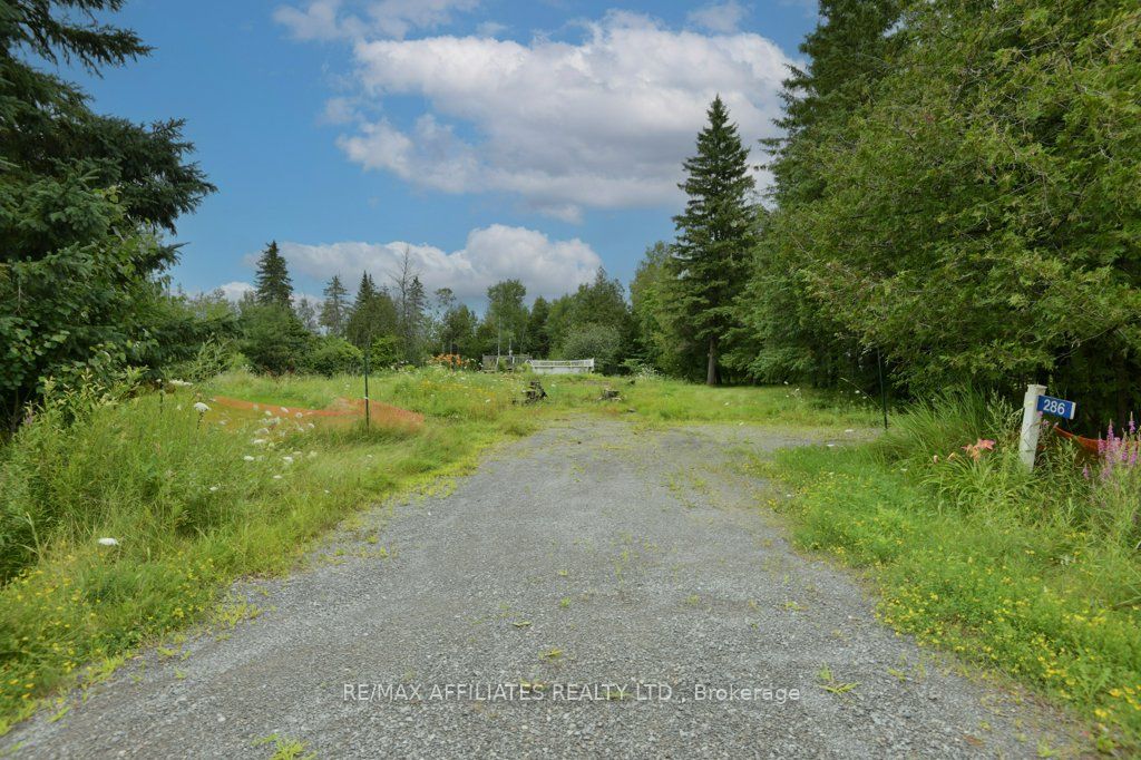 286 Brunton Side Road Property Photo