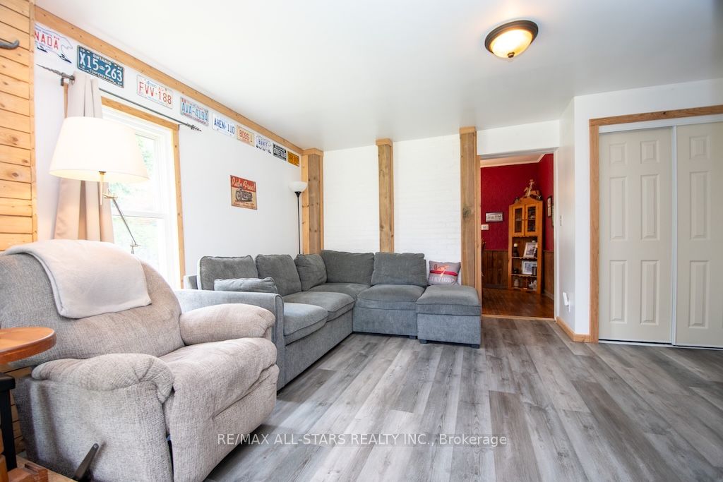 132 King Street Property Photo 12