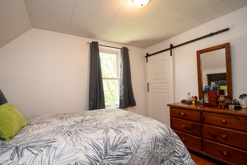 132 King Street Property Photo 17