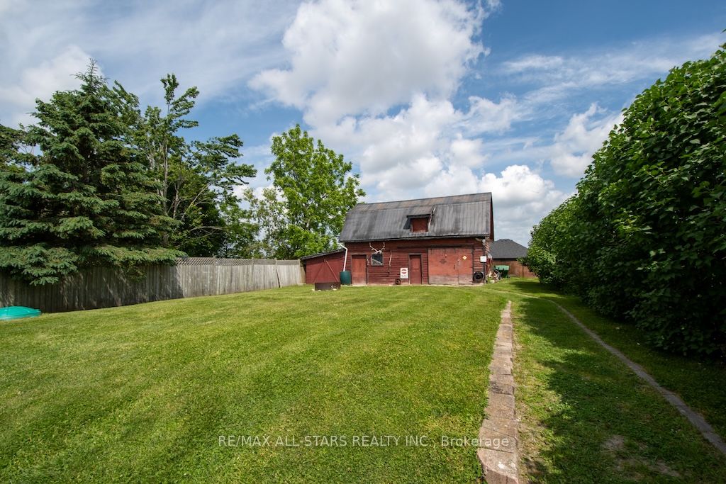 132 King Street Property Photo 22