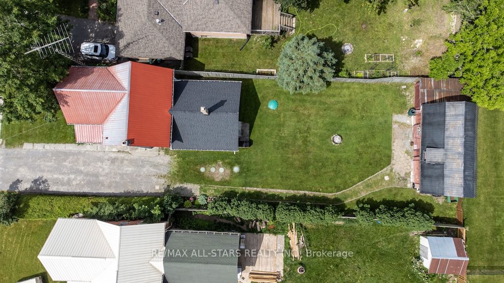 132 King Street Property Photo 30