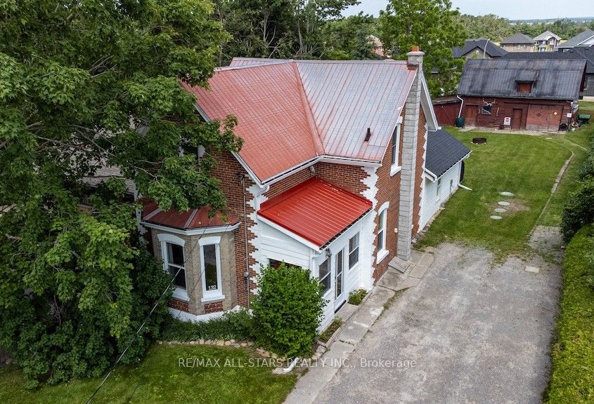 132 King Street Property Photo 32