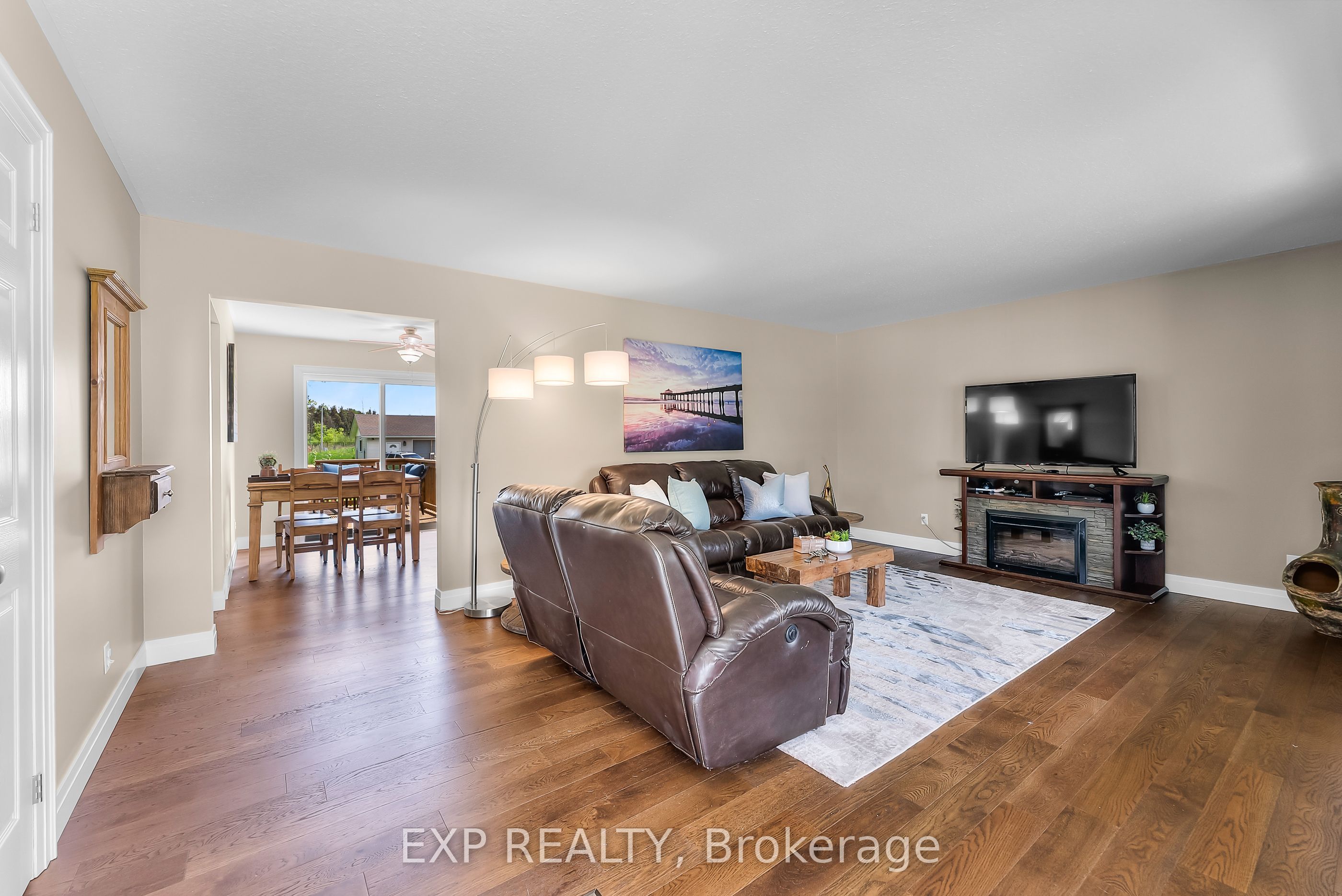 3725 Nigh Road Property Photo 6