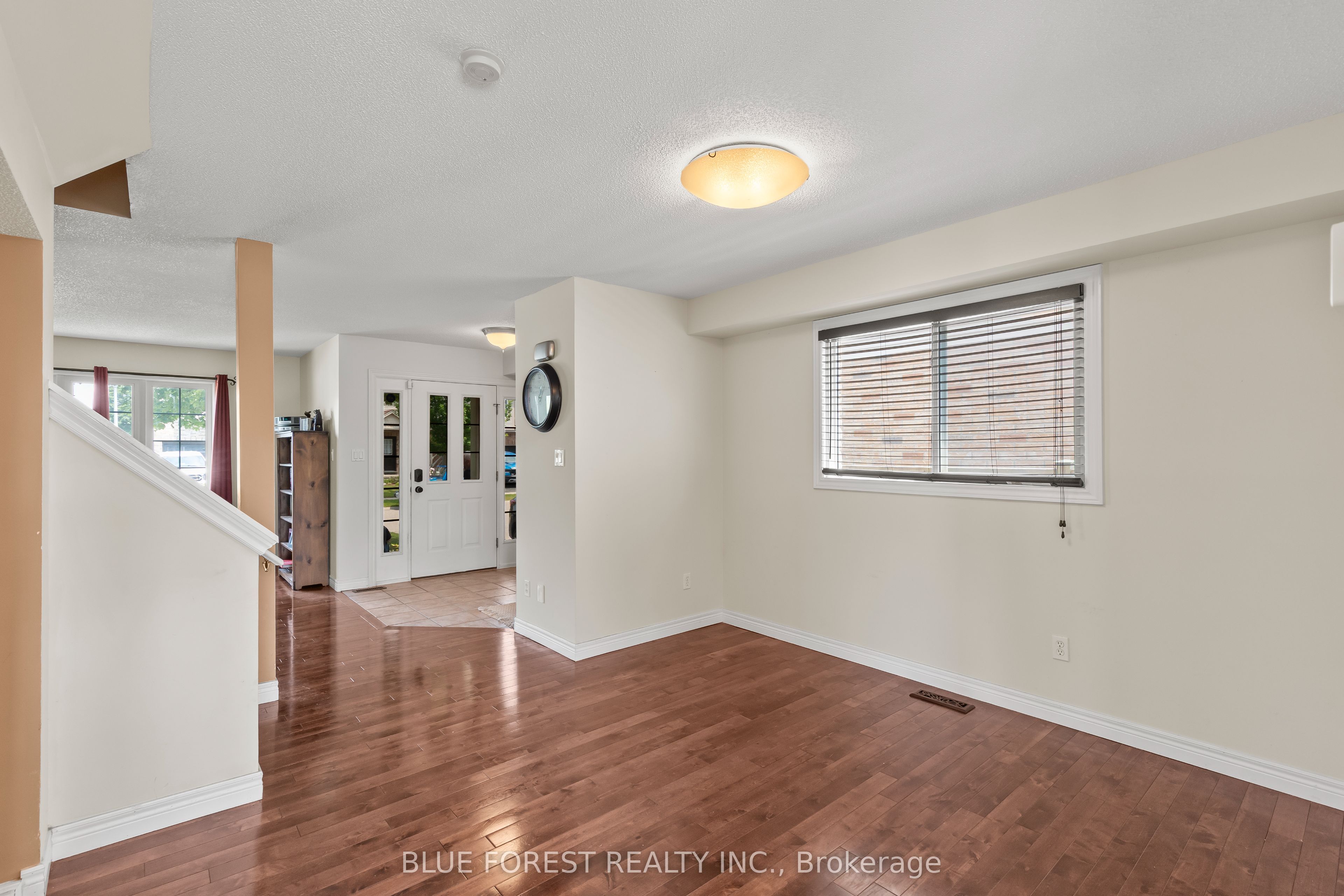 258 South Leaksdale Circle Property Photo 9