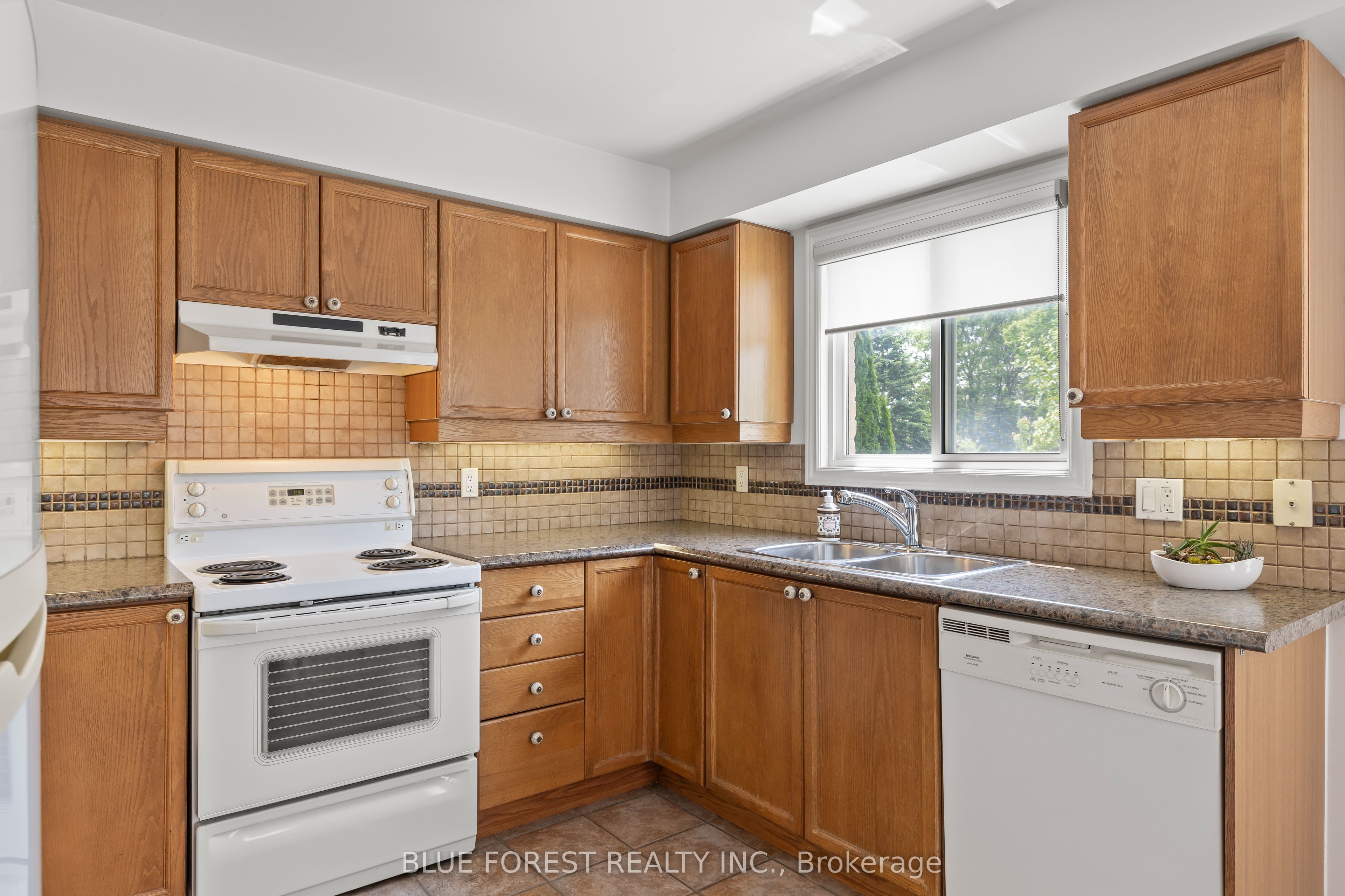 258 South Leaksdale Circle Property Photo 13