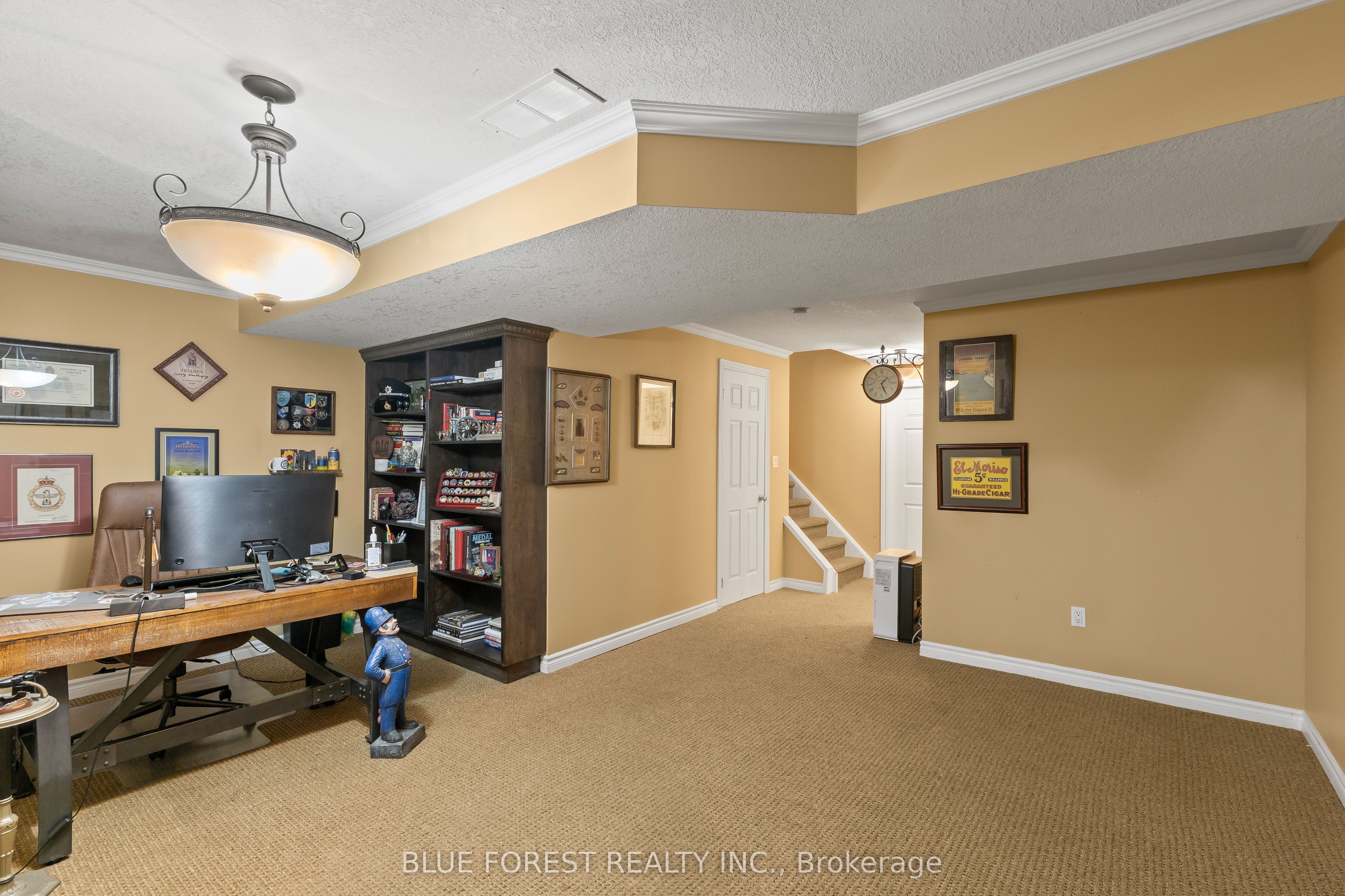 258 South Leaksdale Circle Property Photo 32