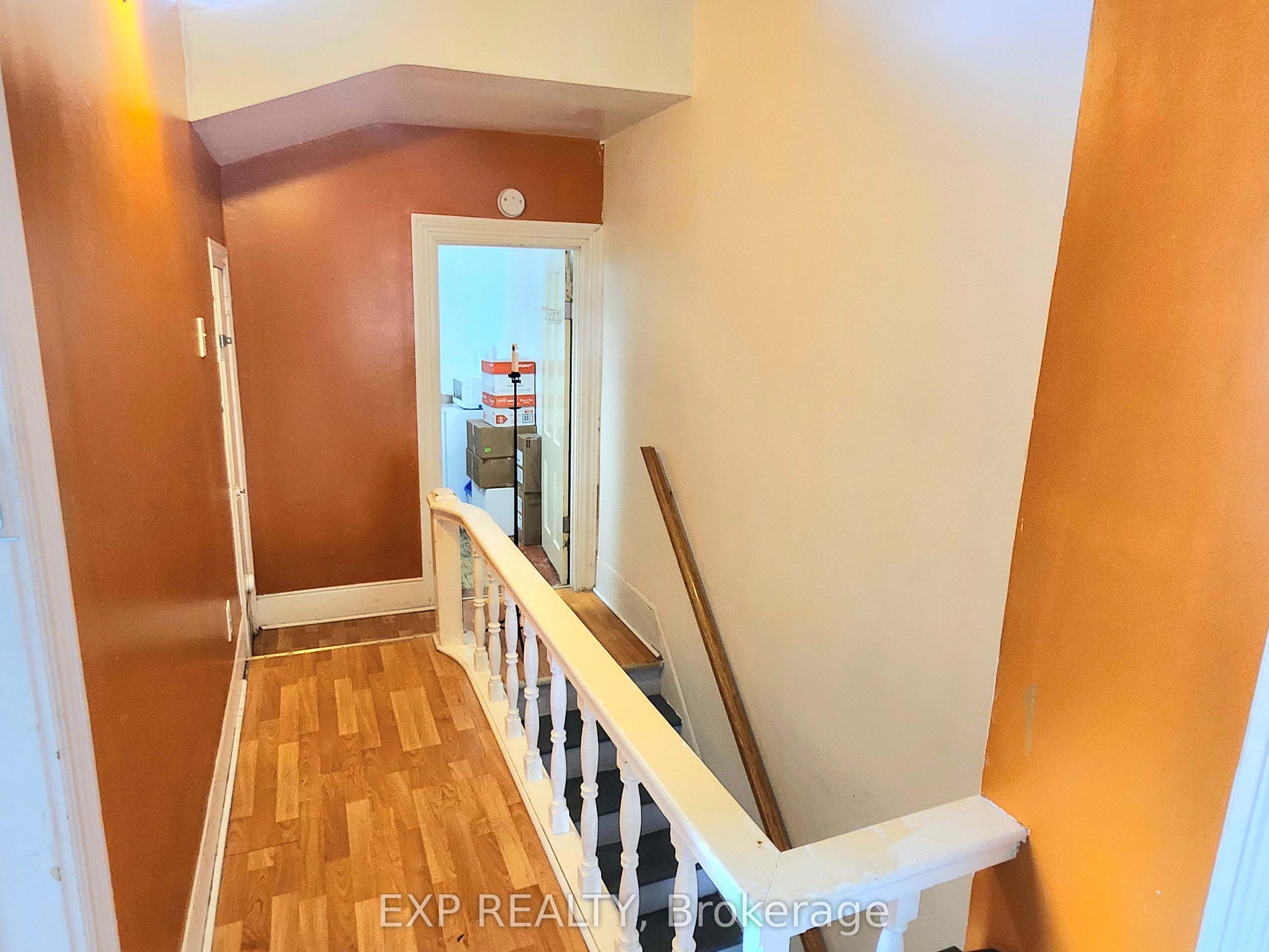 485 Dibble Street W Property Photo 20