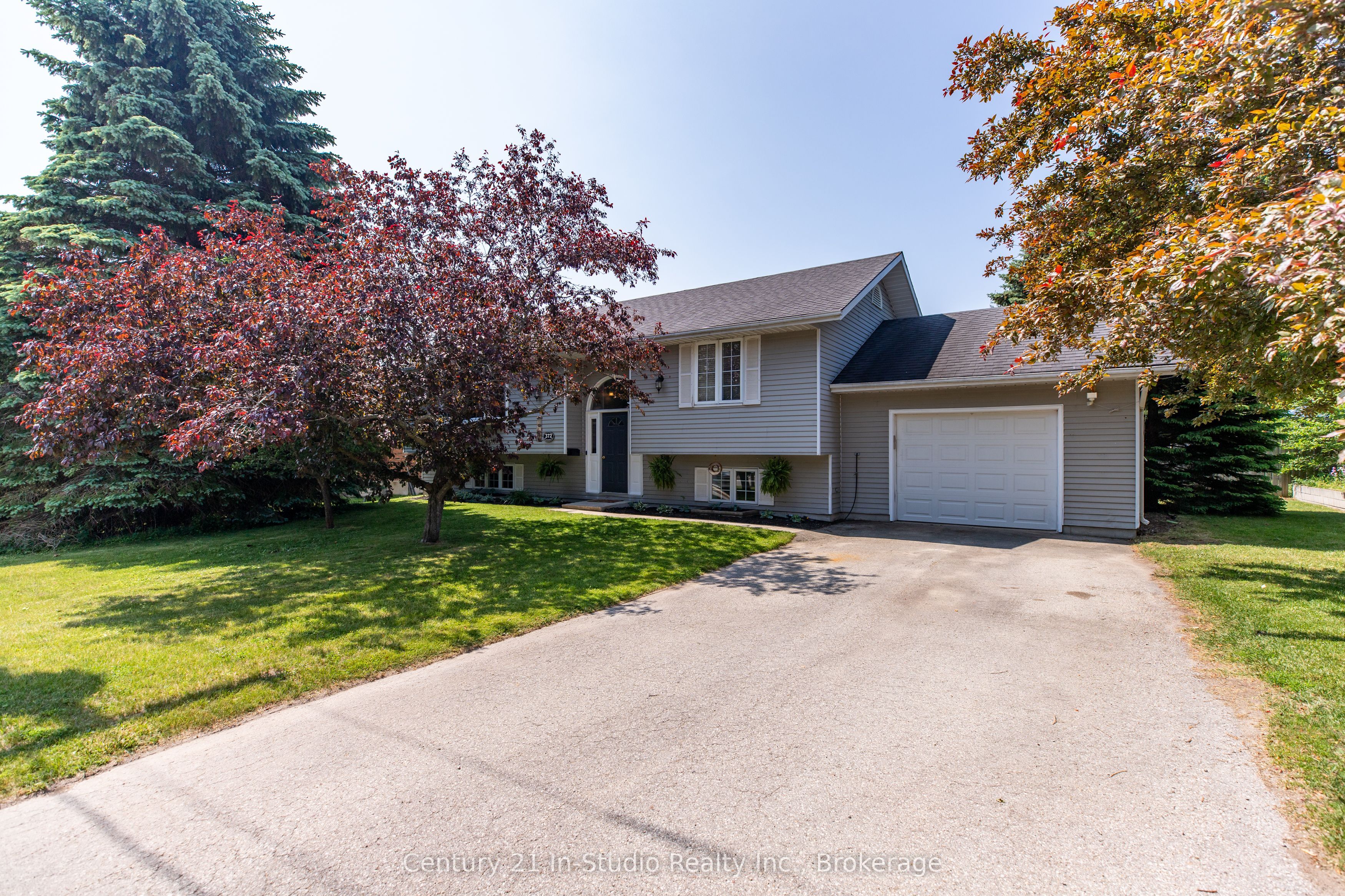 372 St Albert Street Property Photo 1