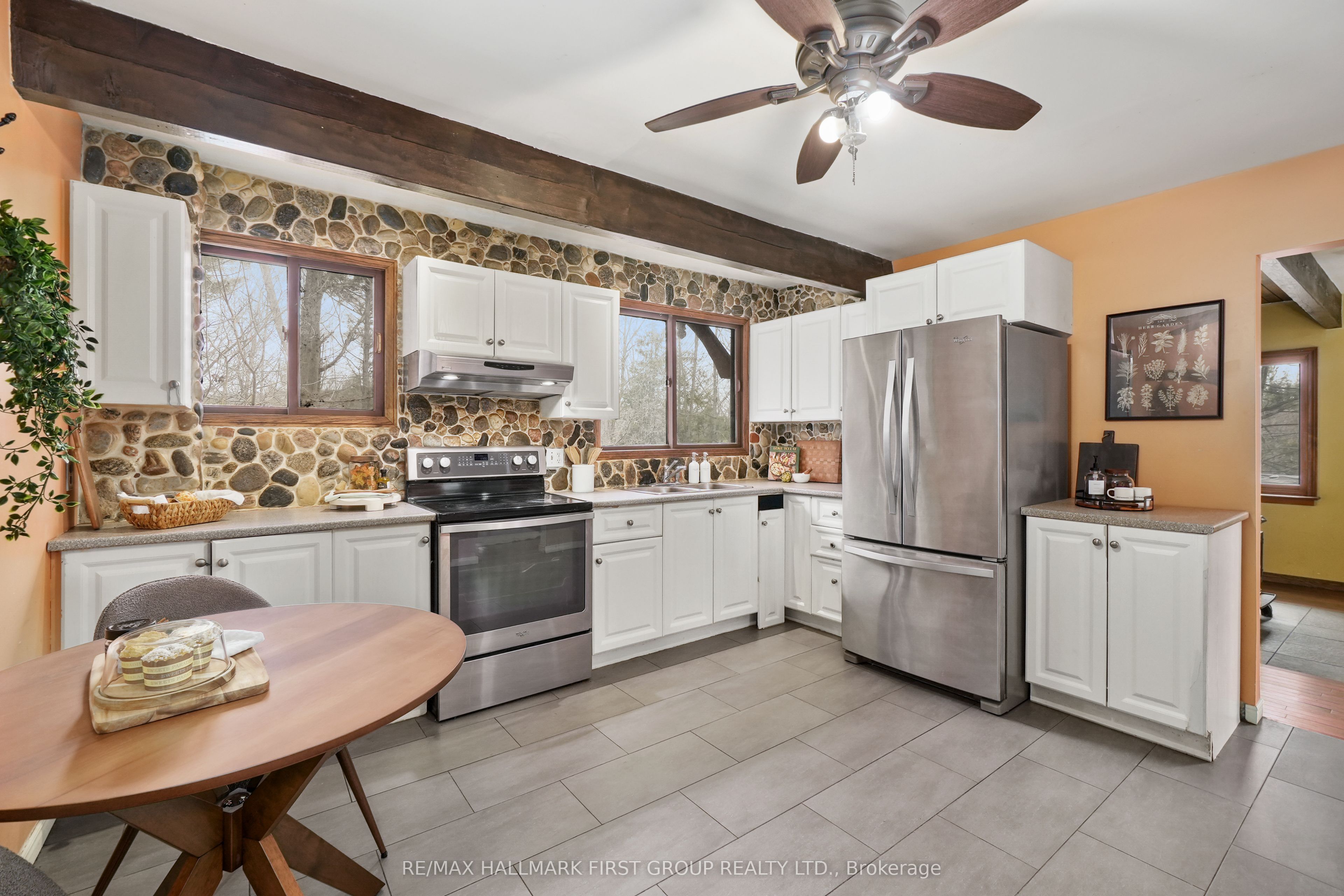 206 Pinnacle Hill Road Property Photo 8