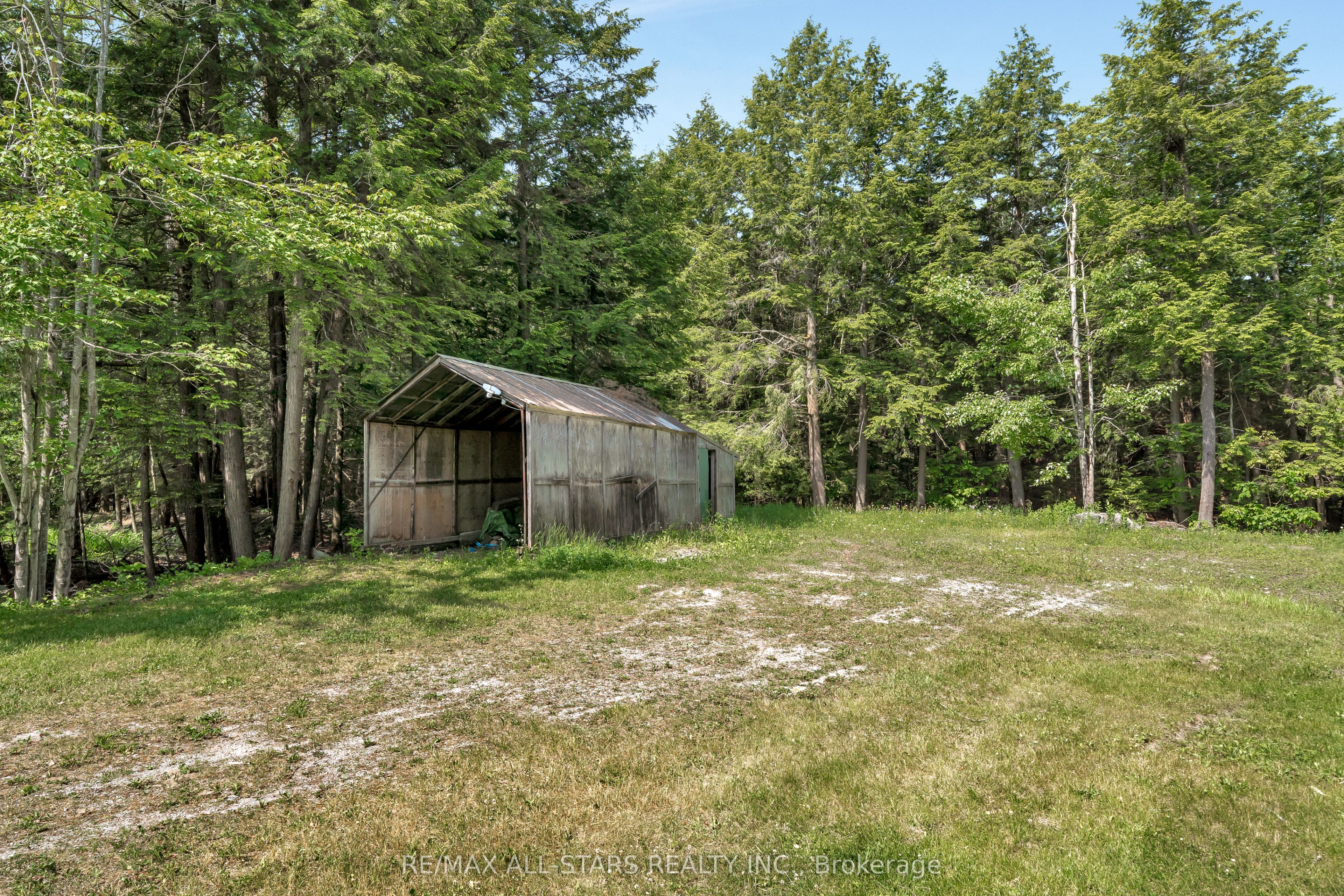 394 Kennedy Drive Property Photo 45