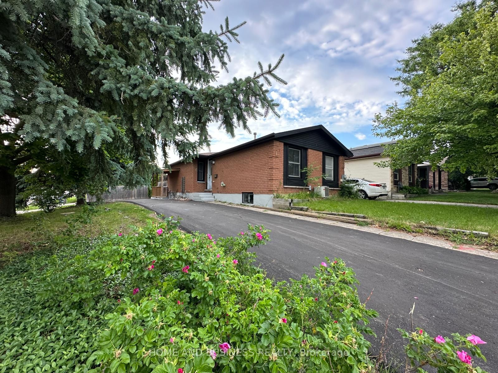 162 Carter Crescent Property Photo 1