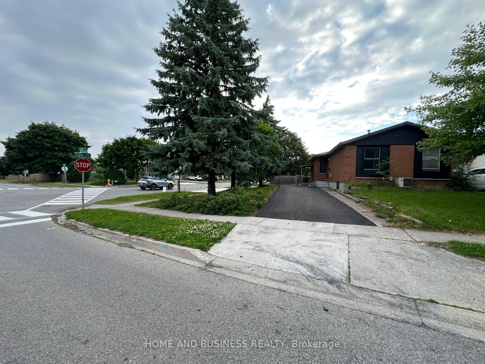 162 Carter Crescent Property Photo 3