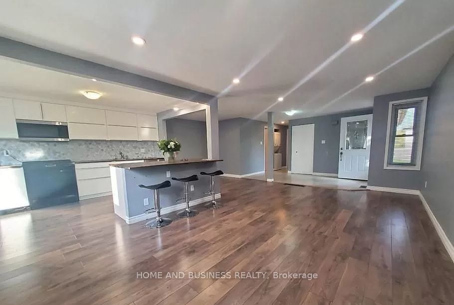 162 Carter Crescent Property Photo 6