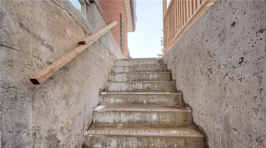 162 Carter Crescent Property Photo 23