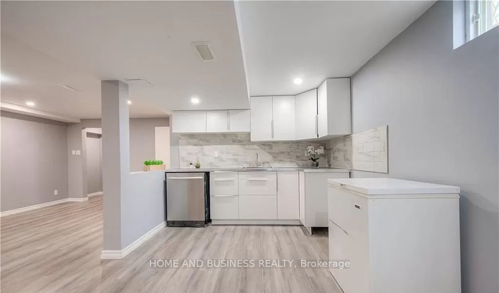 162 Carter Crescent Property Photo 26