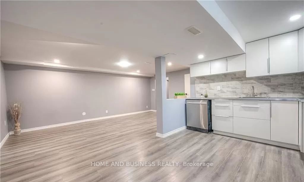 162 Carter Crescent Property Photo 27