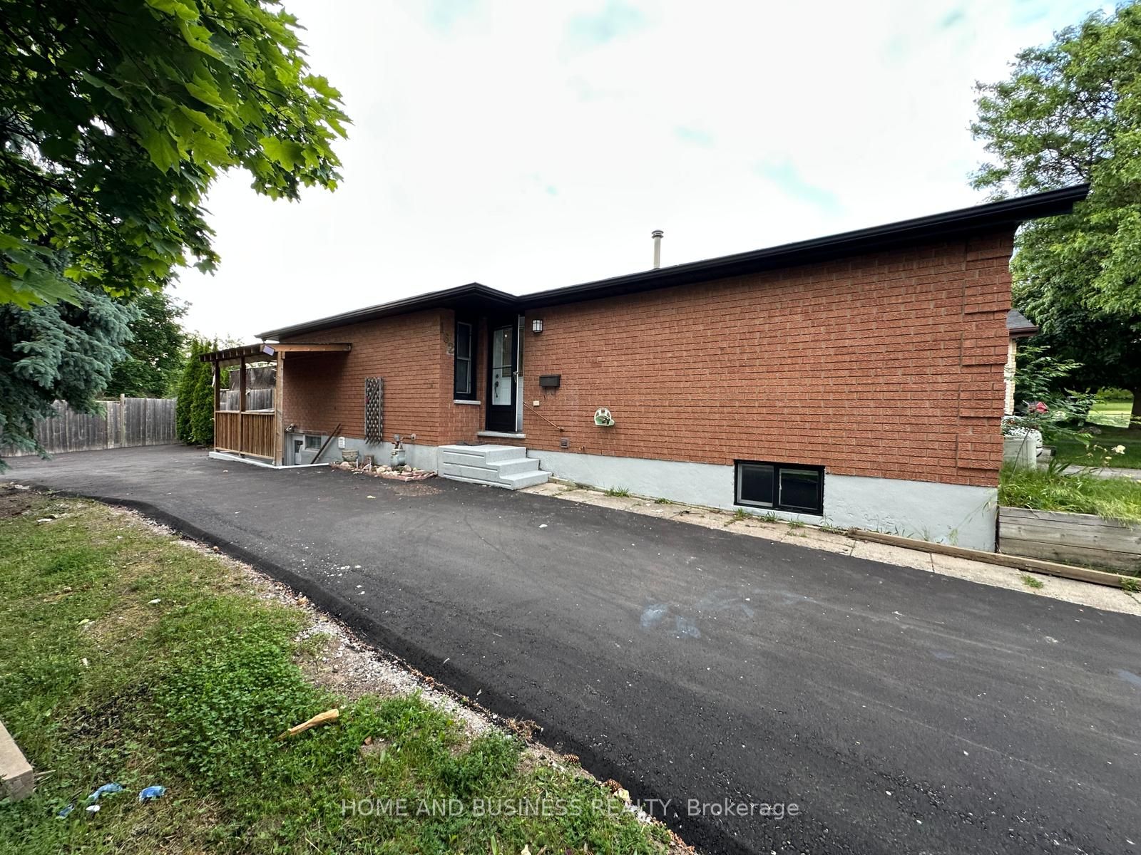 162 Carter Crescent Property Photo 34