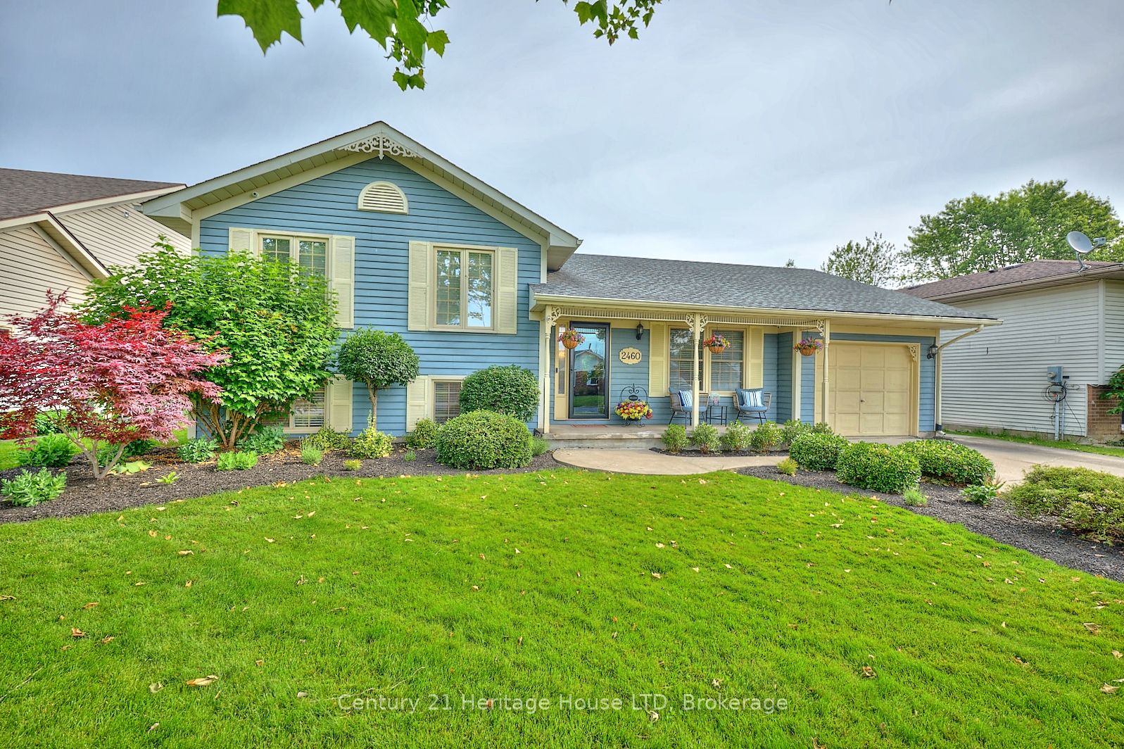 2460 Coral Ave Property Photo 1