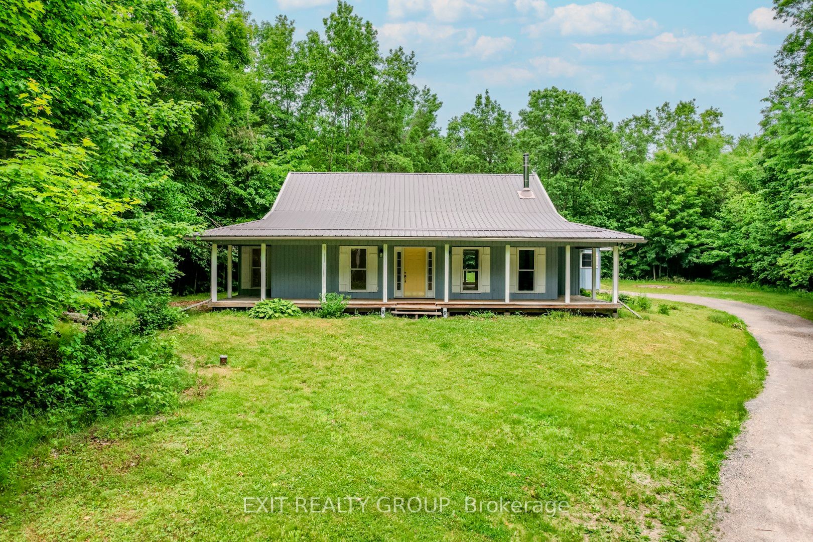 461 Douglas Rd