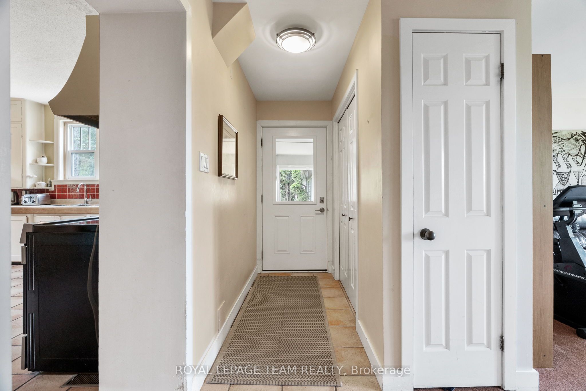 2553 Galetta Side Road Property Photo 15