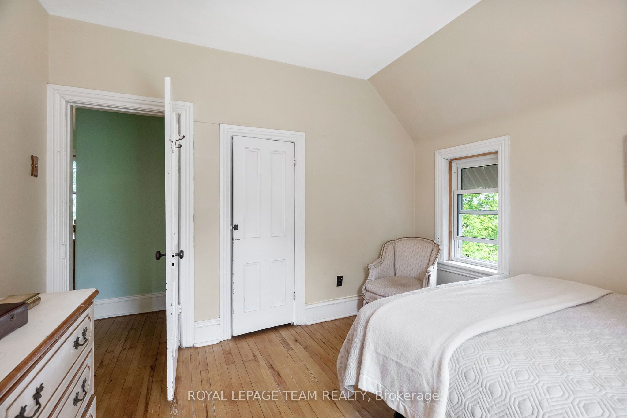 2553 Galetta Side Road Property Photo 23