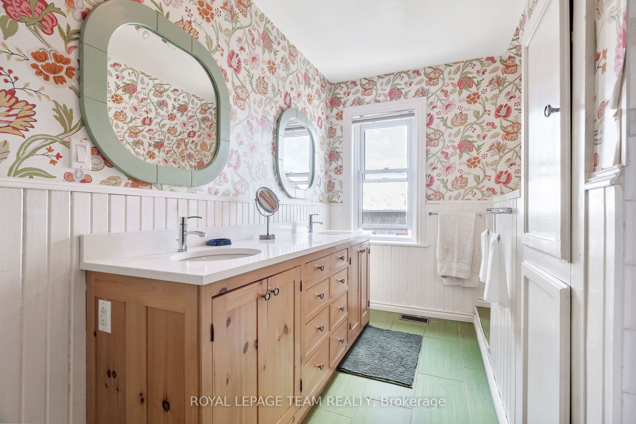 2553 Galetta Side Road Property Photo 27