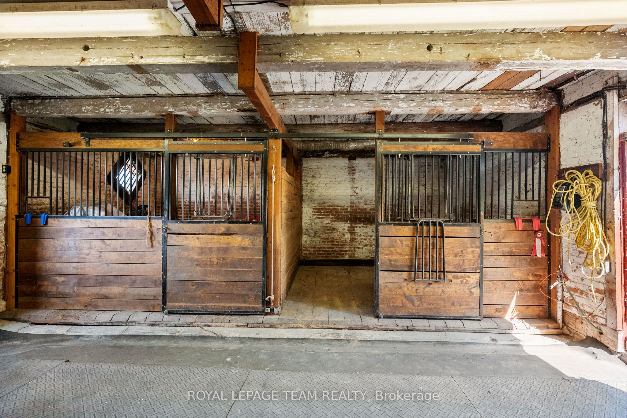 2553 Galetta Side Road Property Photo 35