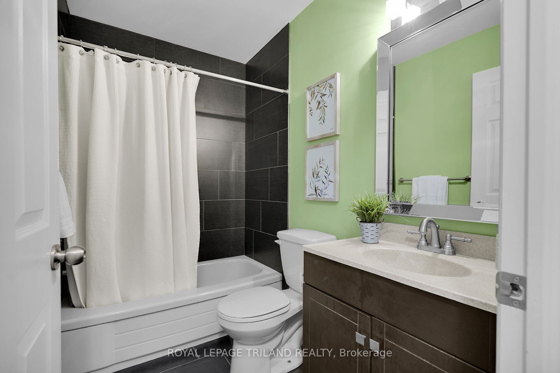 67 Robinson Lane Property Photo 32